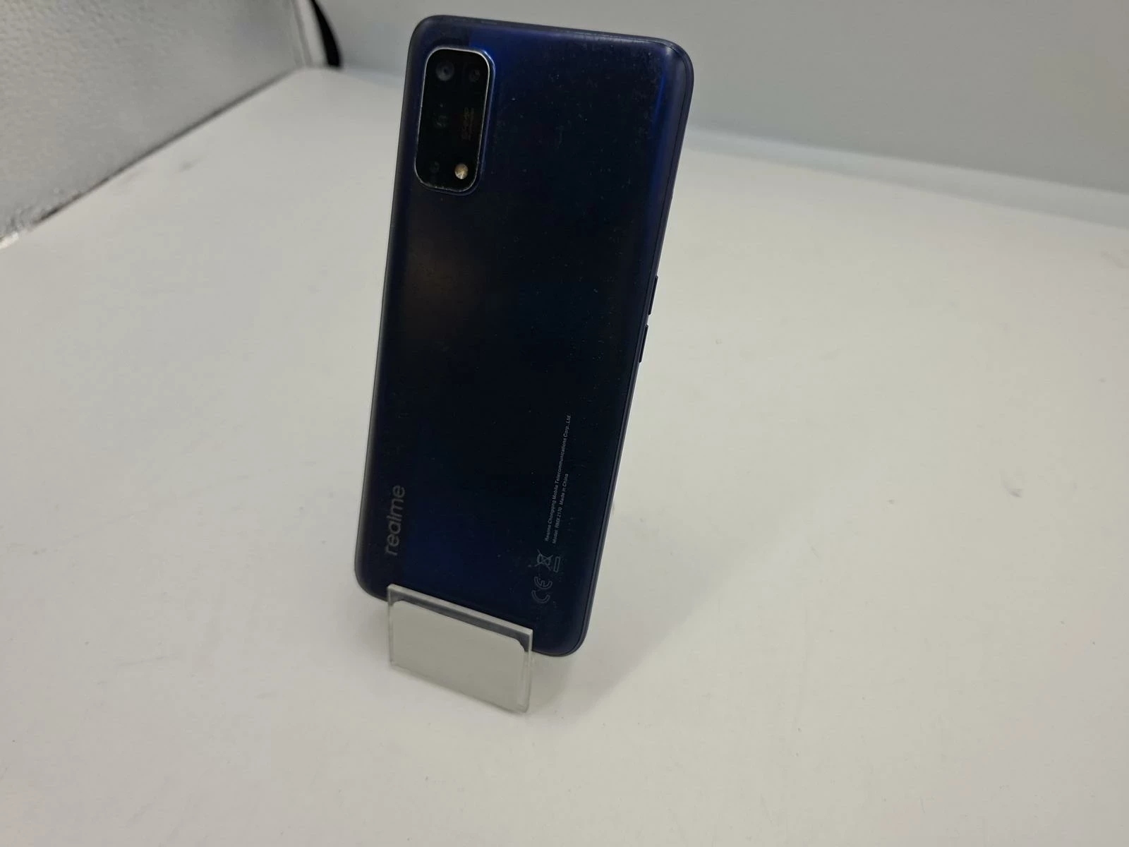 telefon-realme-7-pro-128gb-uszkodzony-kod-producenta-rmx2170