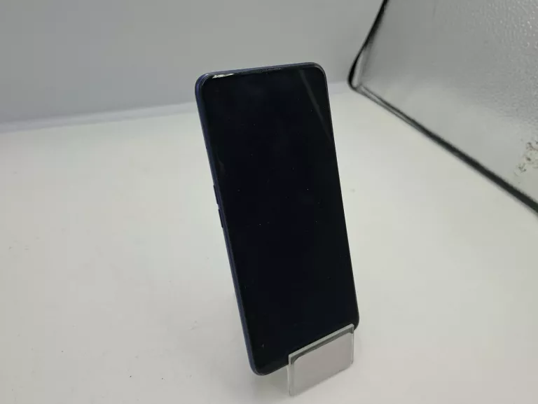 telefon-realme-7-pro-128gb-uszkodzony-przekatna-ekranu-640