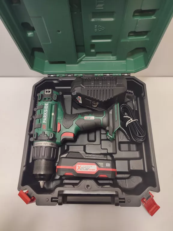 wkretarka-parakside-ladowarka-zasilanie-209202-1769478