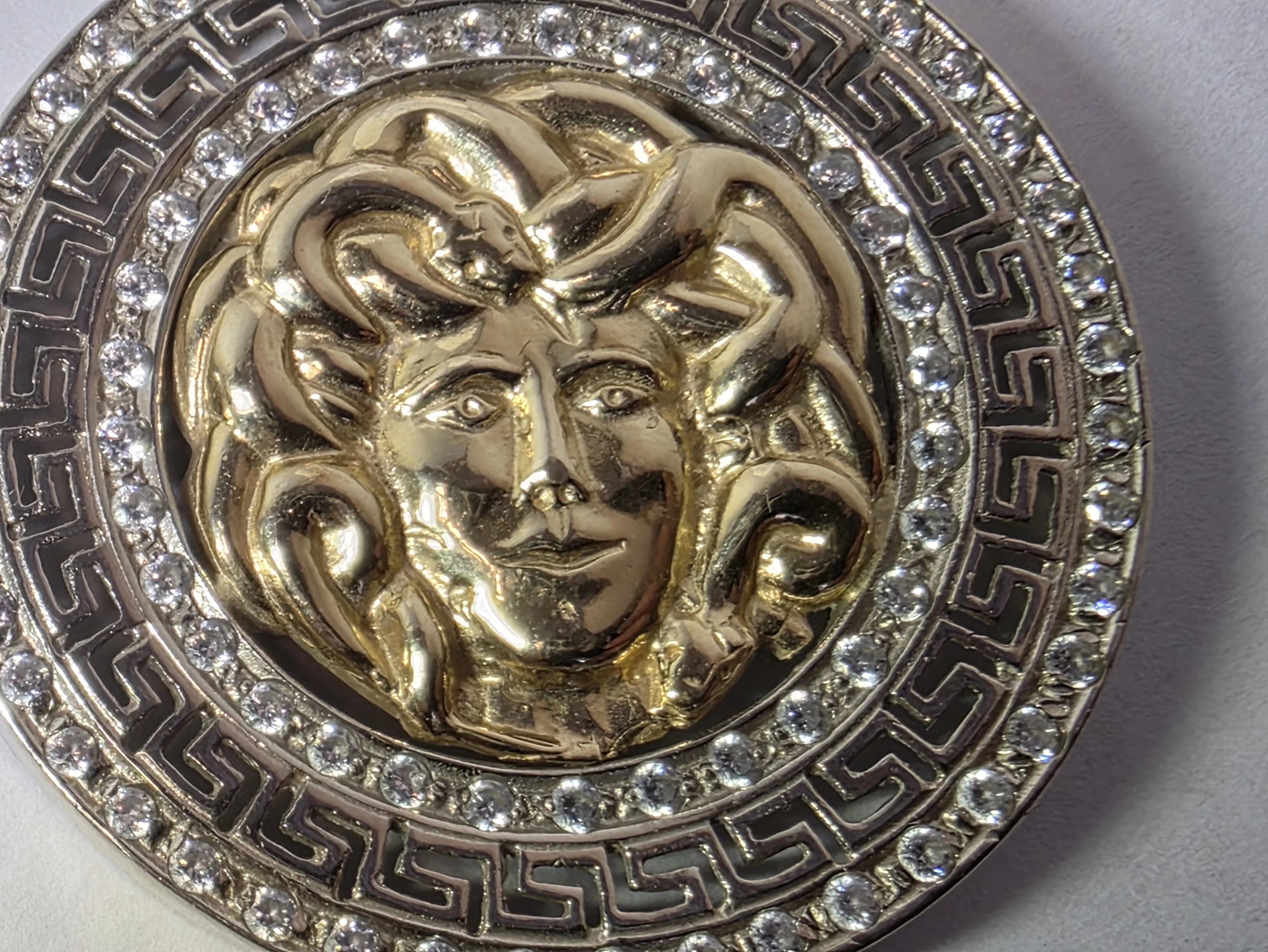 wyrob-jubilerski-uzywany-zlota-zawieszka-585-1116g-meduza-stan-11323-2