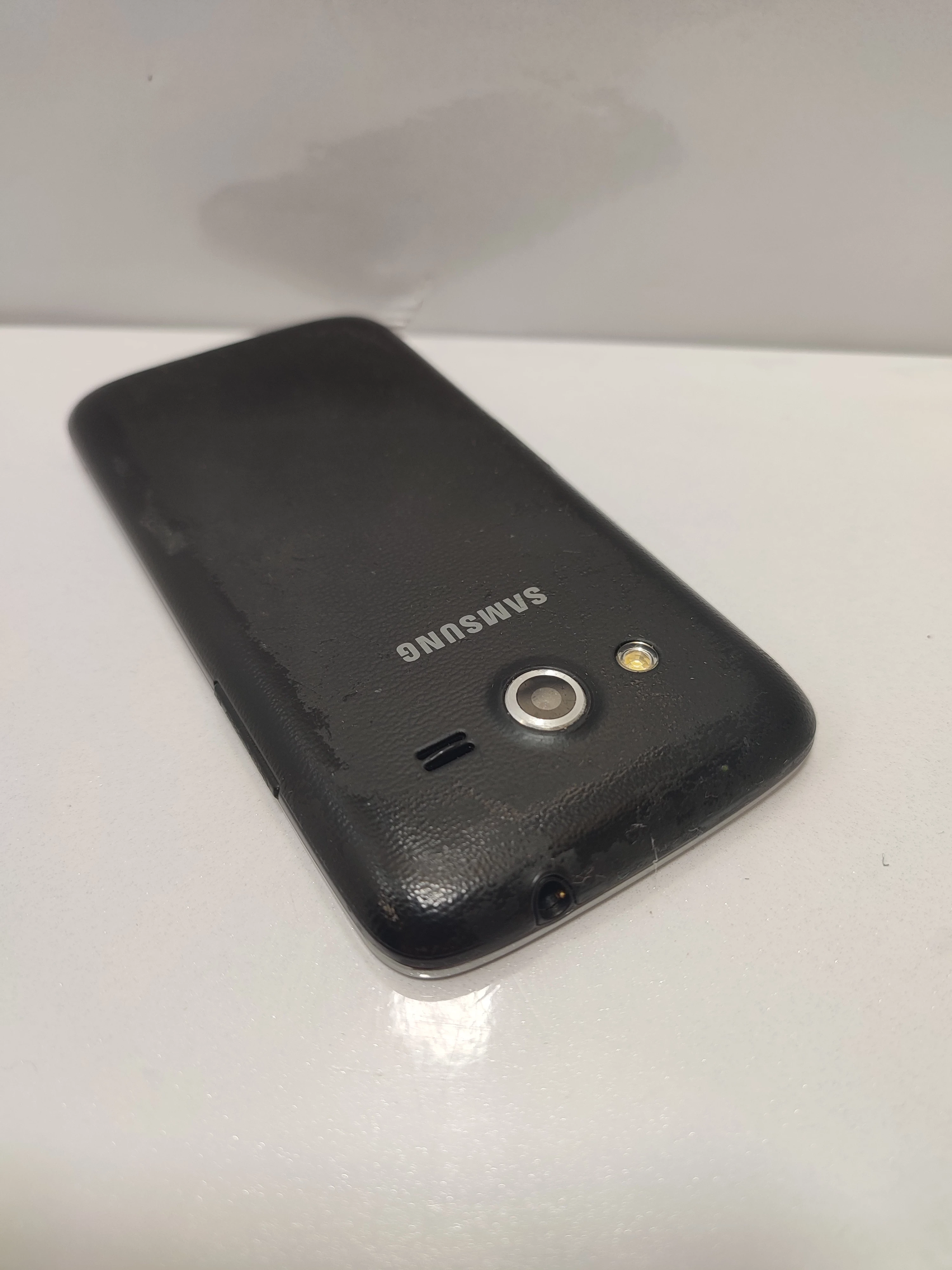 telefon-samsung-galgaxy-core-opis-przekatna-ekranu-450