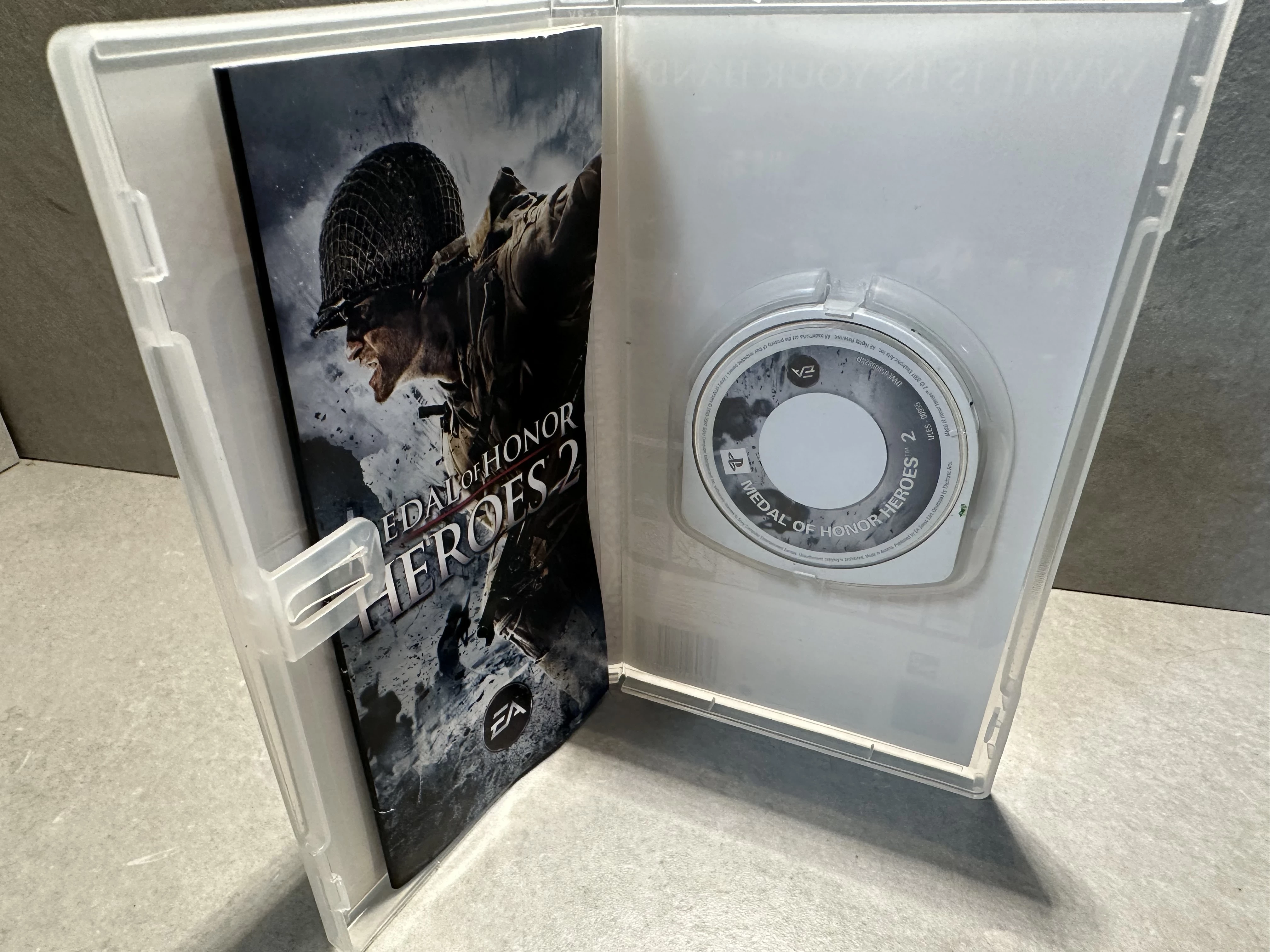 medal-of-honor-heroes-2-psp-ean-gtin-5030935066784