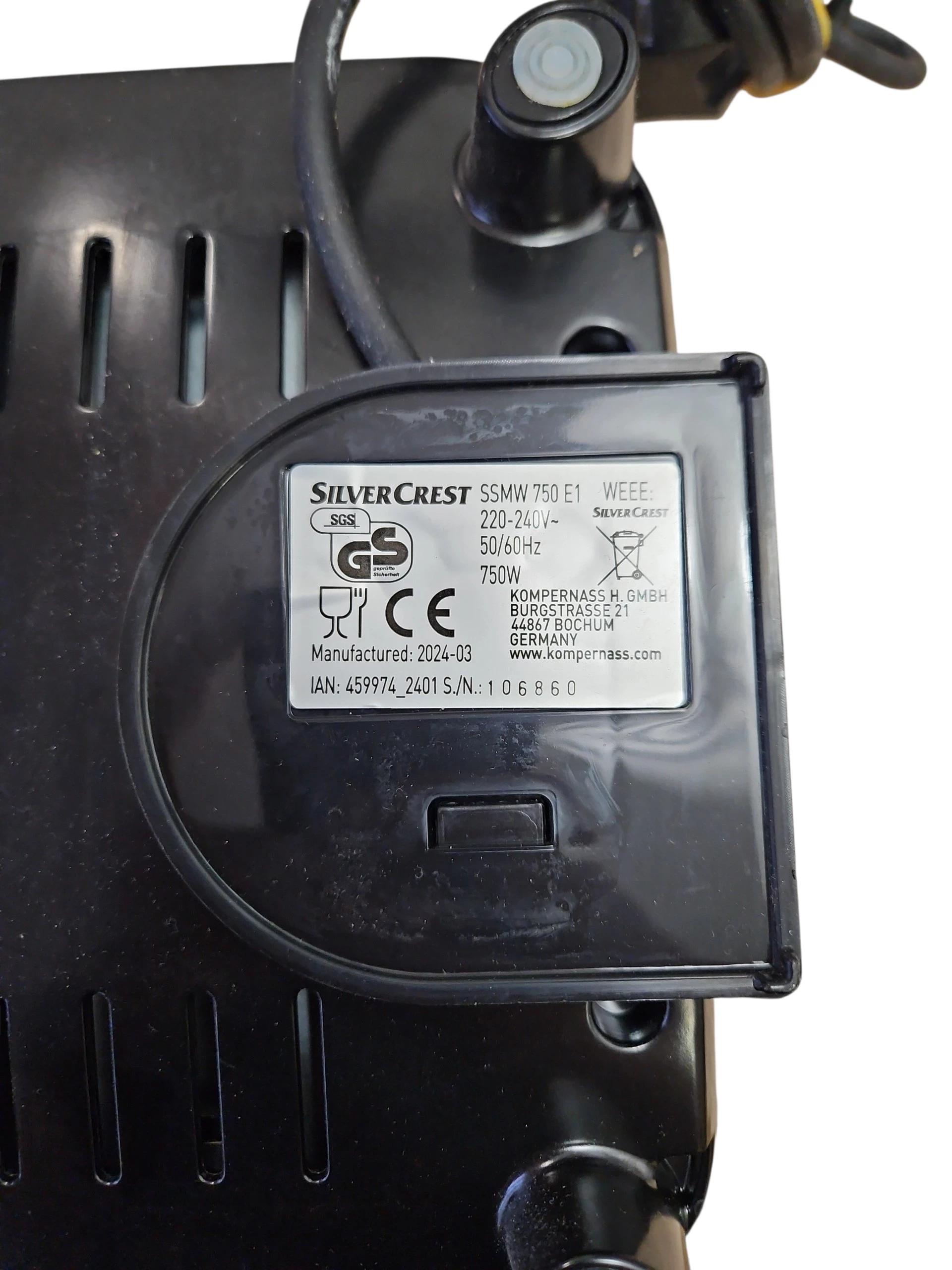 opiekacz-silvercrest-ssmw-750-w-czarny-3w1-tosty-gofry-panini-stan-11323-2