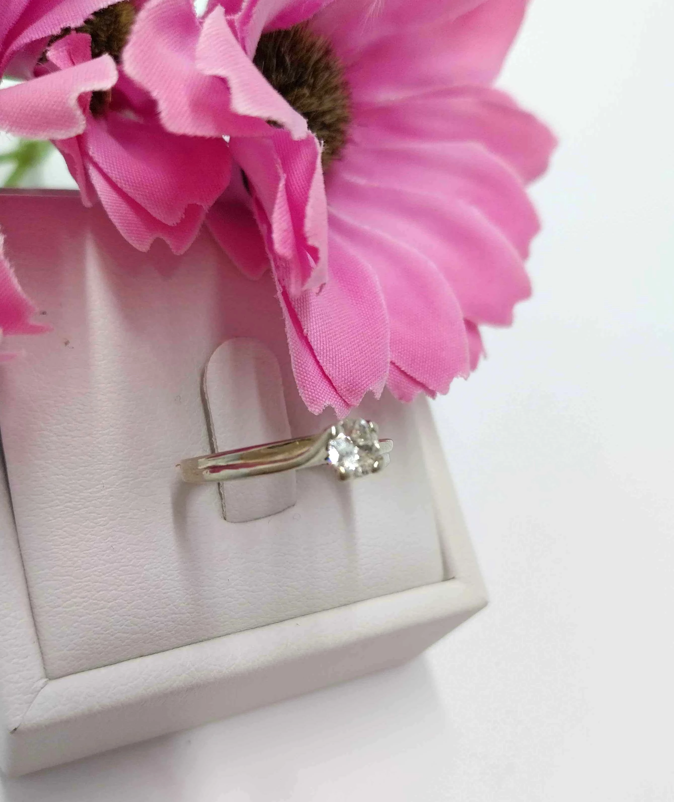 zloty-pierscionek-z-brylantem-p585-kamien-17088-8