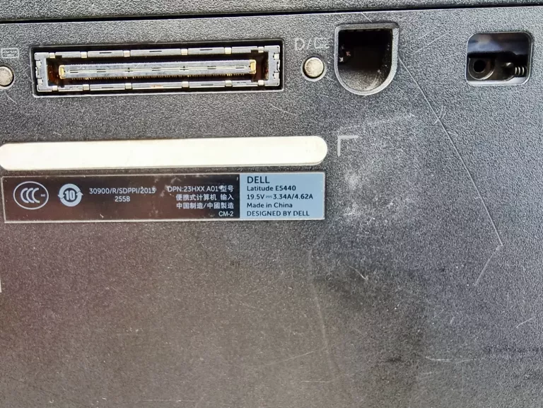 laptop-dell-latitude-e5440-i5-przekatna-ekranu-1400