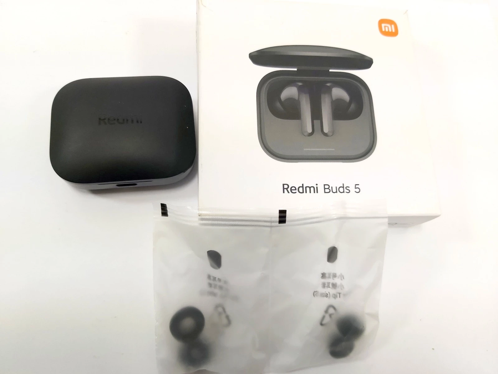 sluchawki-redmi-buds-5-komplet-mickiewicza-1-nidzica