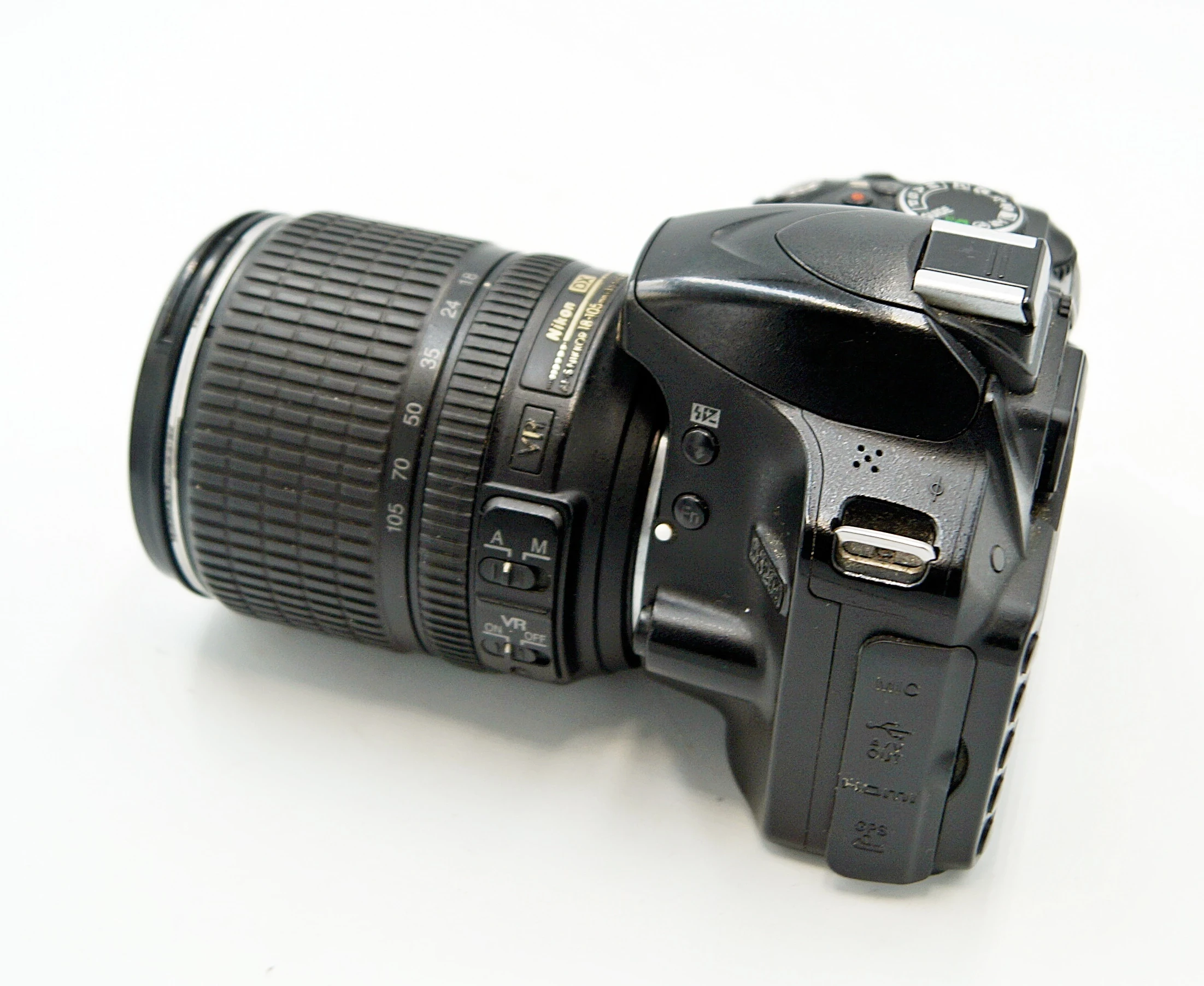 aparat-nikon-d3200-18-105-88000-zdj-czytaj-opis-rozdzielczosc-2400