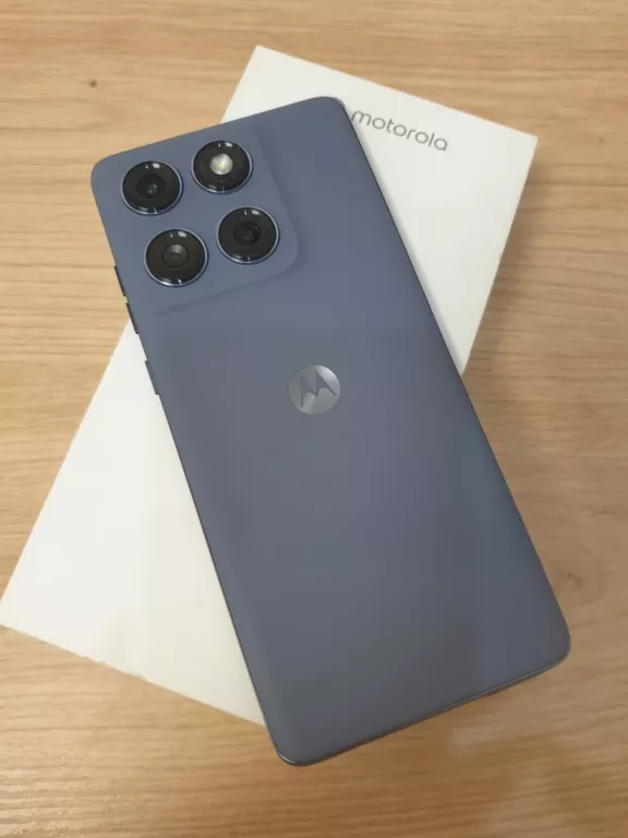 telefon-motorola-edge-60-fusion-256-gb-system-operacyjny-4388-1