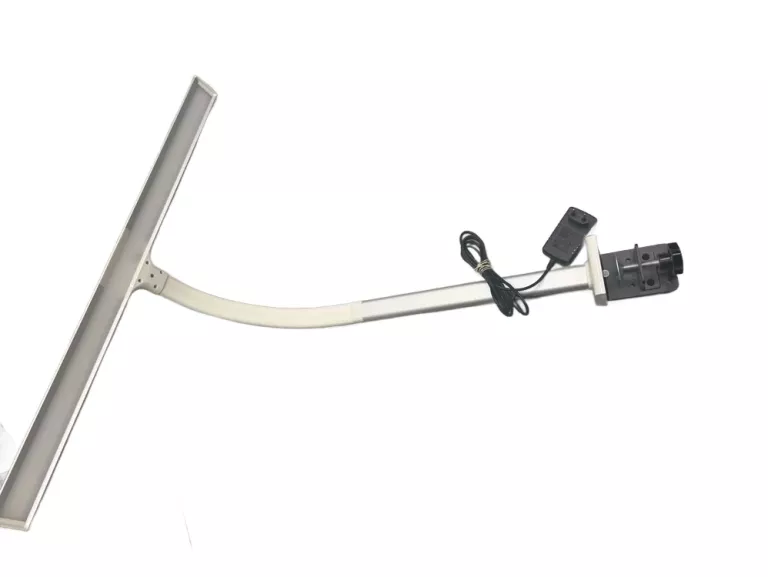 lampa-przykrecana-do-biurka-3-maja-36-lokal-b-zabrze-sj