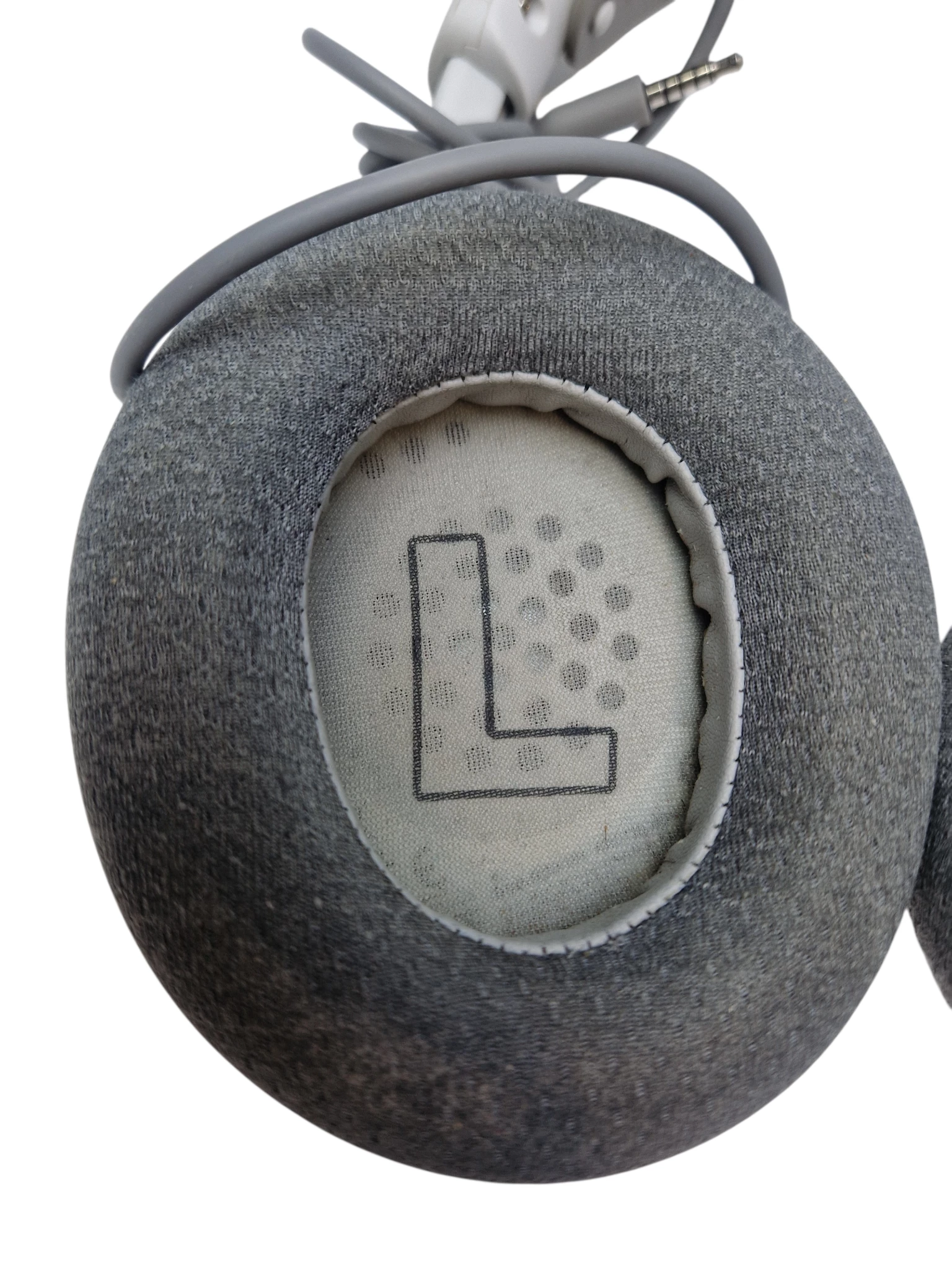 sluchawki-steelseries-arctis-nova-1p-szare-stan-11323-2