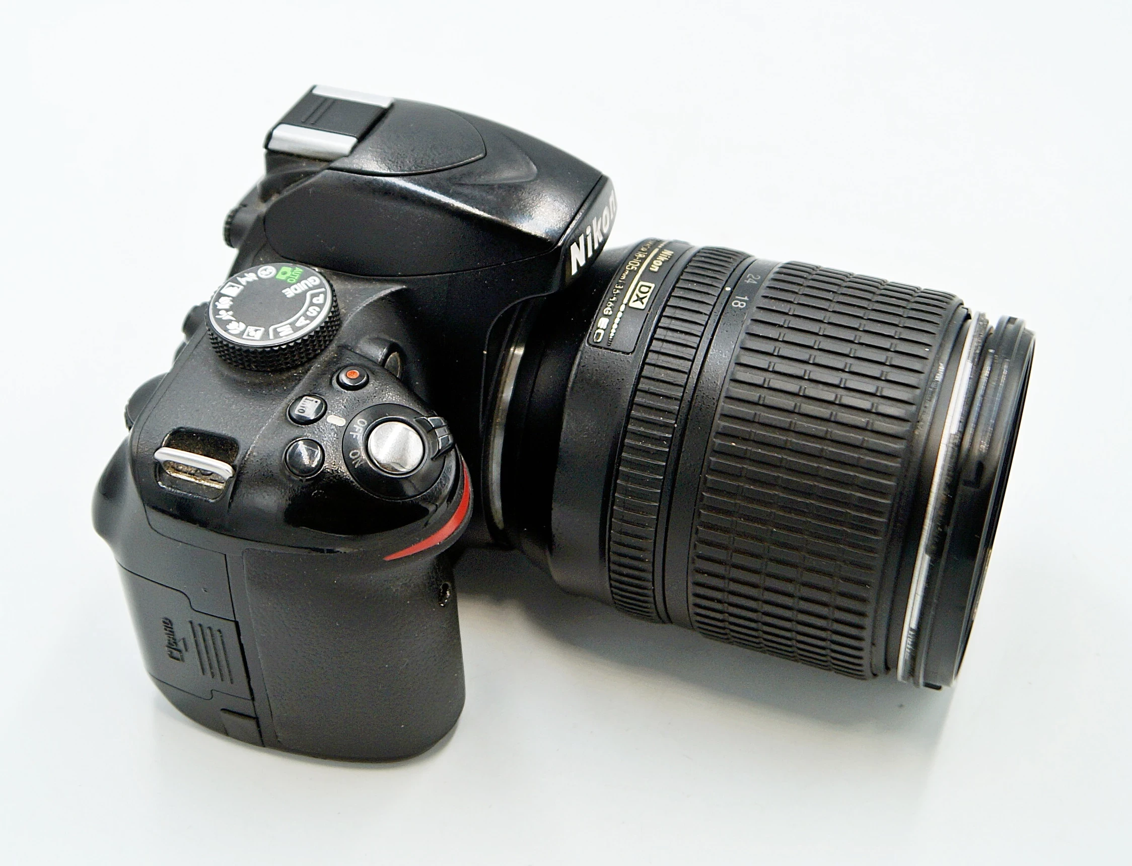 aparat-nikon-d3200-18-105-88000-zdj-czytaj-opis-ean-gtin-018208925063