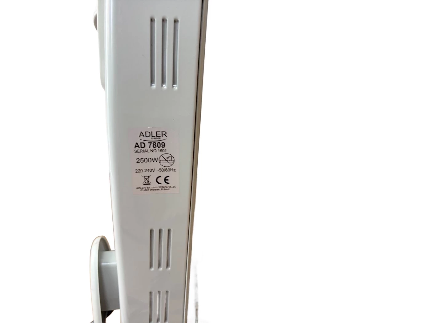 grzejnik-olejowy-adler-2500w-ad7809-liczba-zeber-grzewczych-9