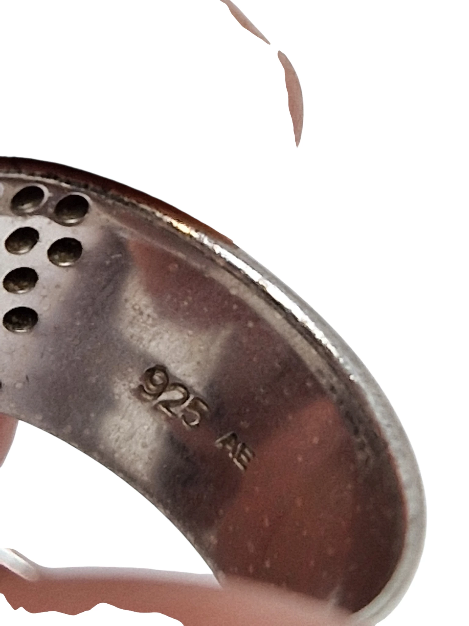 srebro-wyrob-jubilerski-uzywany-pierscionek-material-15835-4