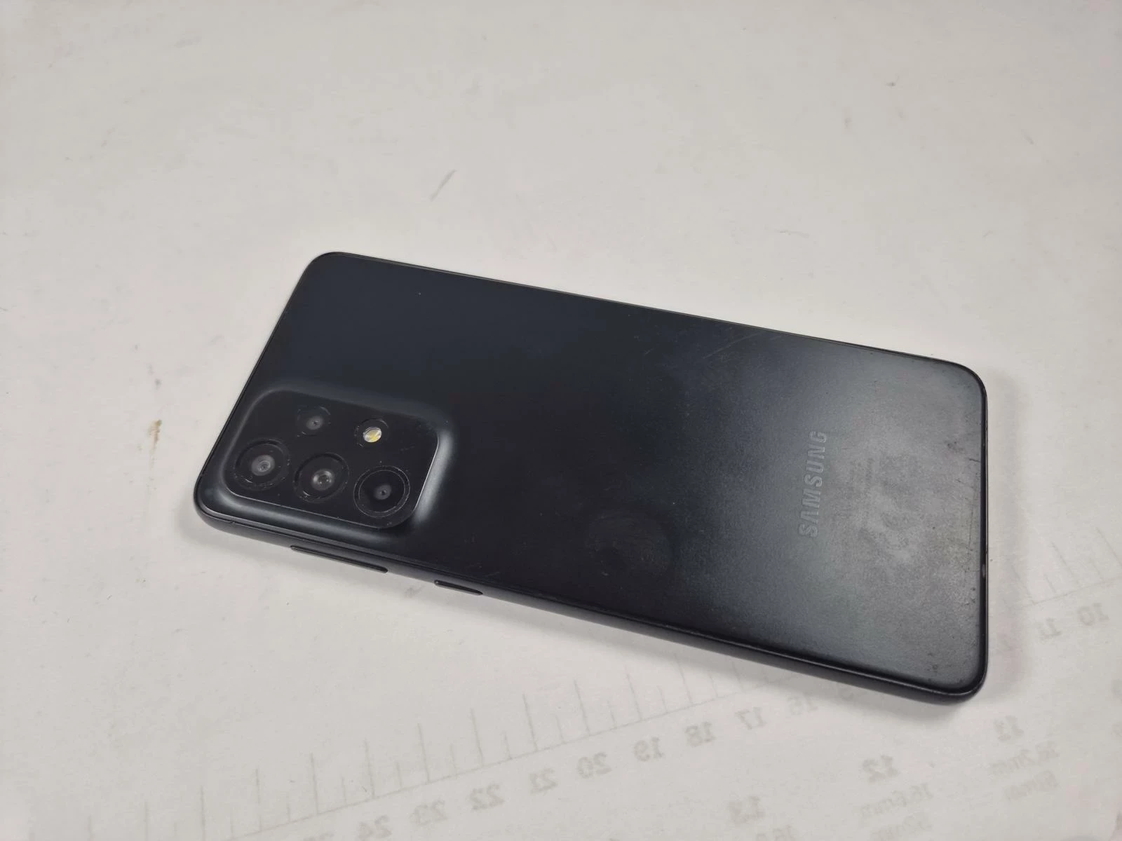 samsung-galacy-a33-5g-pudelko-przekatna-ekranu-640