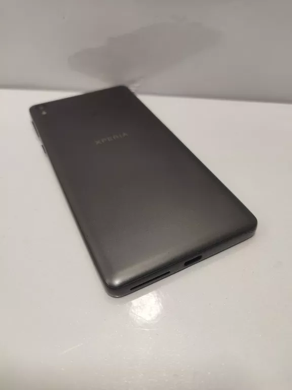 telefon-sony-xperia-e5-typ-202685-212929