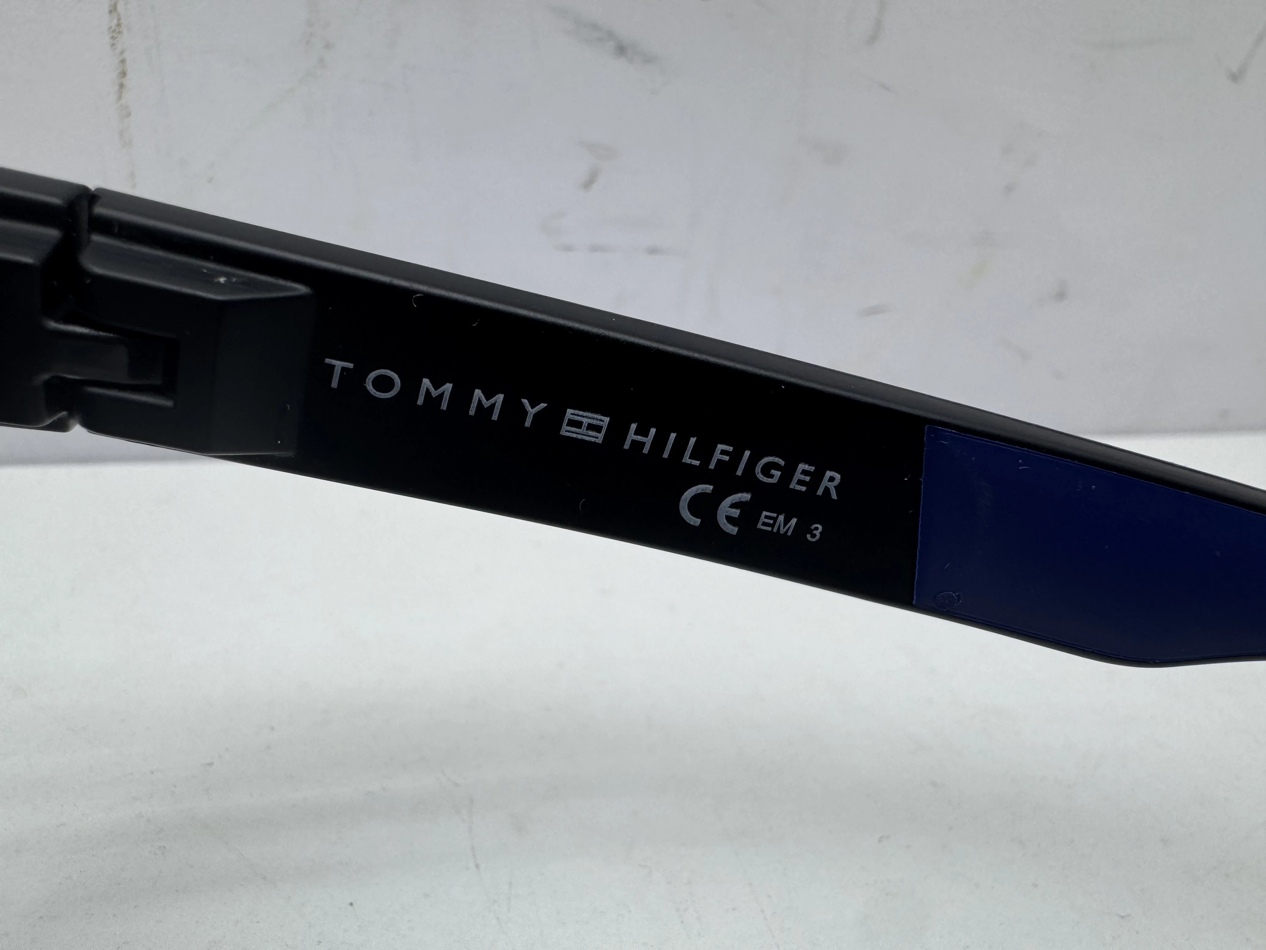 okulary-tommy-hilfiger-th1856-etui-kolor-249512-1647422
