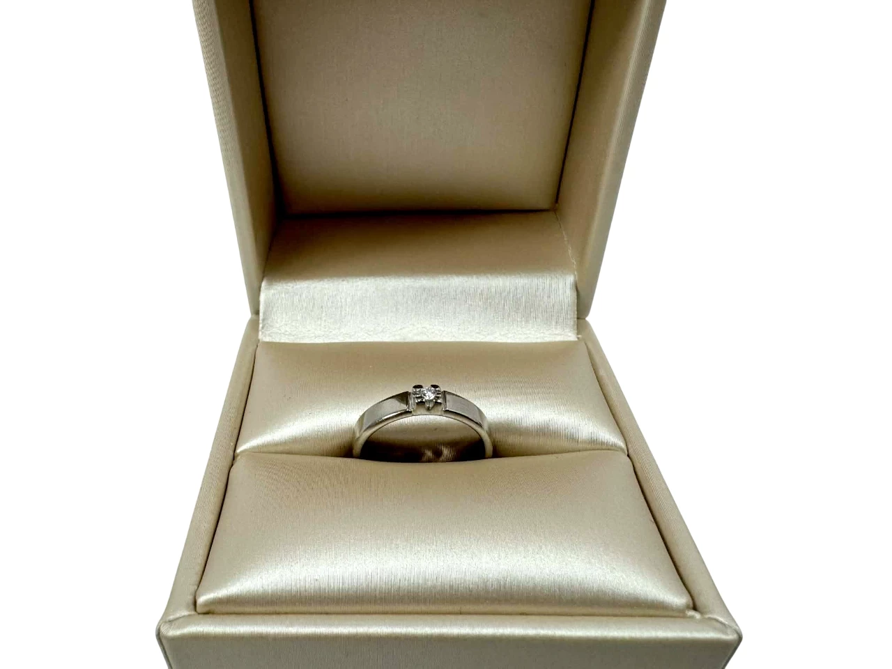 zloty-pierscionek-z-brylantem-003-ct-pr-585-w347g-r-10-z-certyfikatem-kamien-17088-8