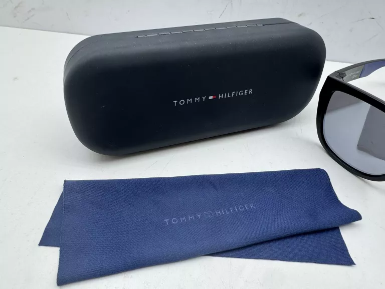 okulary-tommy-hilfiger-th1856-etui-fason-4526-5