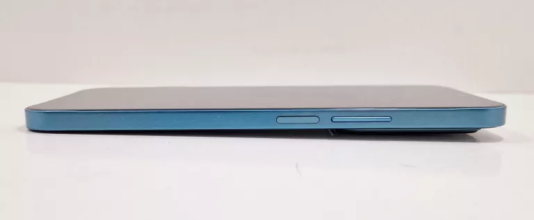 honor-200-lite-8256-gb-niebieski-przekatna-ekranu-670