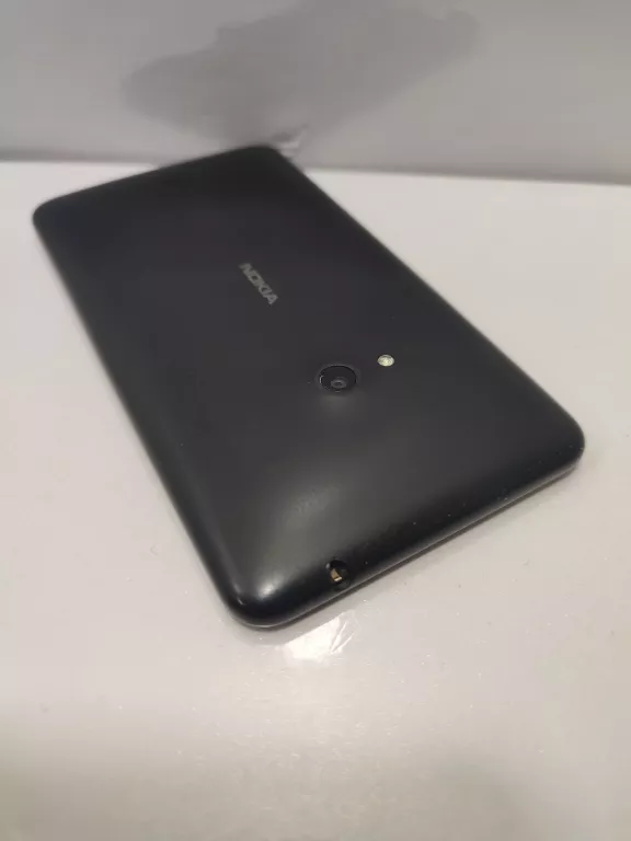 telefon-nokia-lumia-625-przekatna-ekranu-470