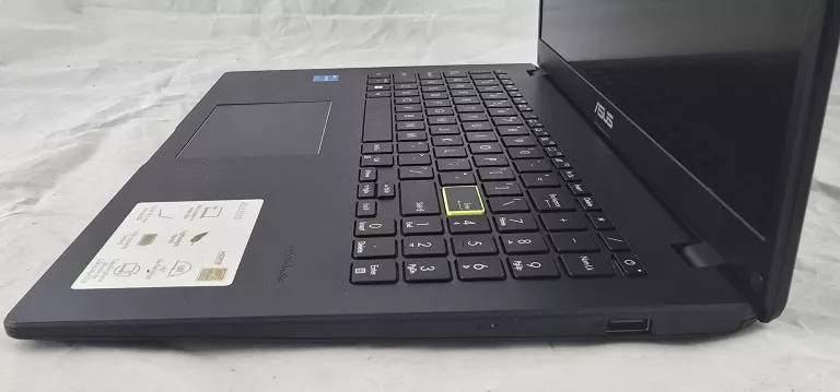 laptop-asus-e510k-4128gb-kod-producenta-go-15-e510k