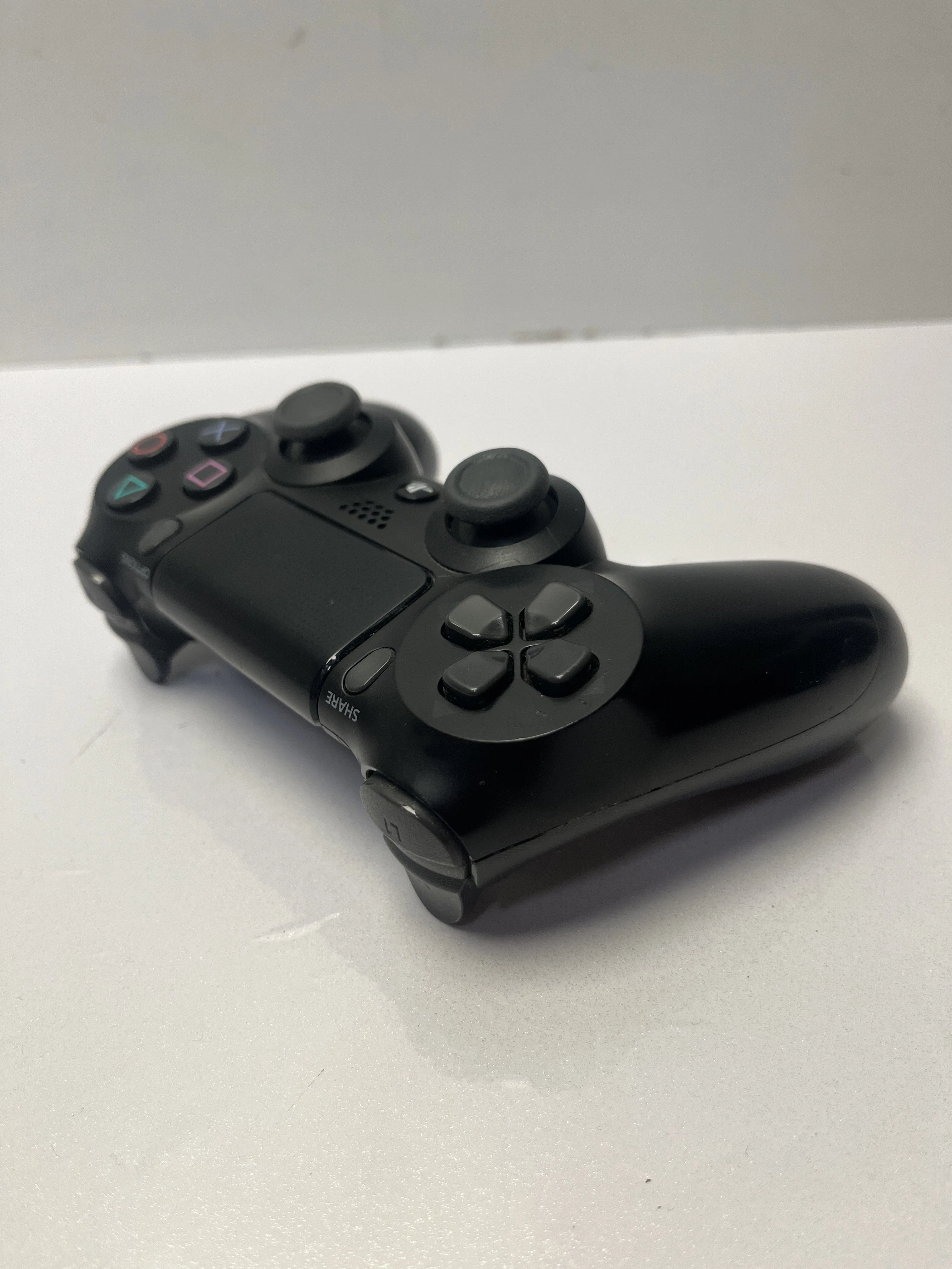 pad-do-ps4-sony-cuh-zct2e-pochodzenie-210658-243450