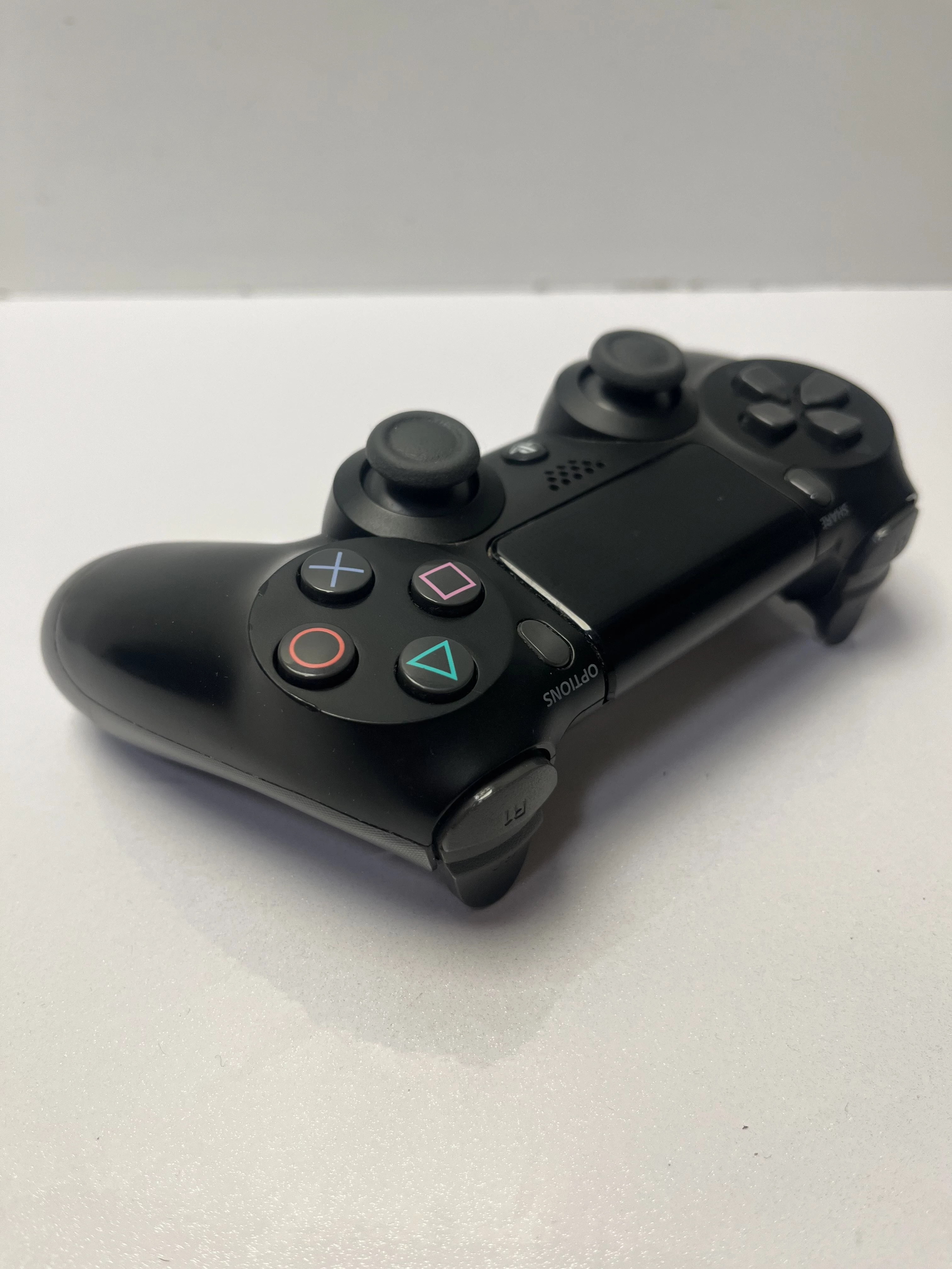 pad-do-ps4-sony-cuh-zct2e-kod-producenta-cuh-zct2e