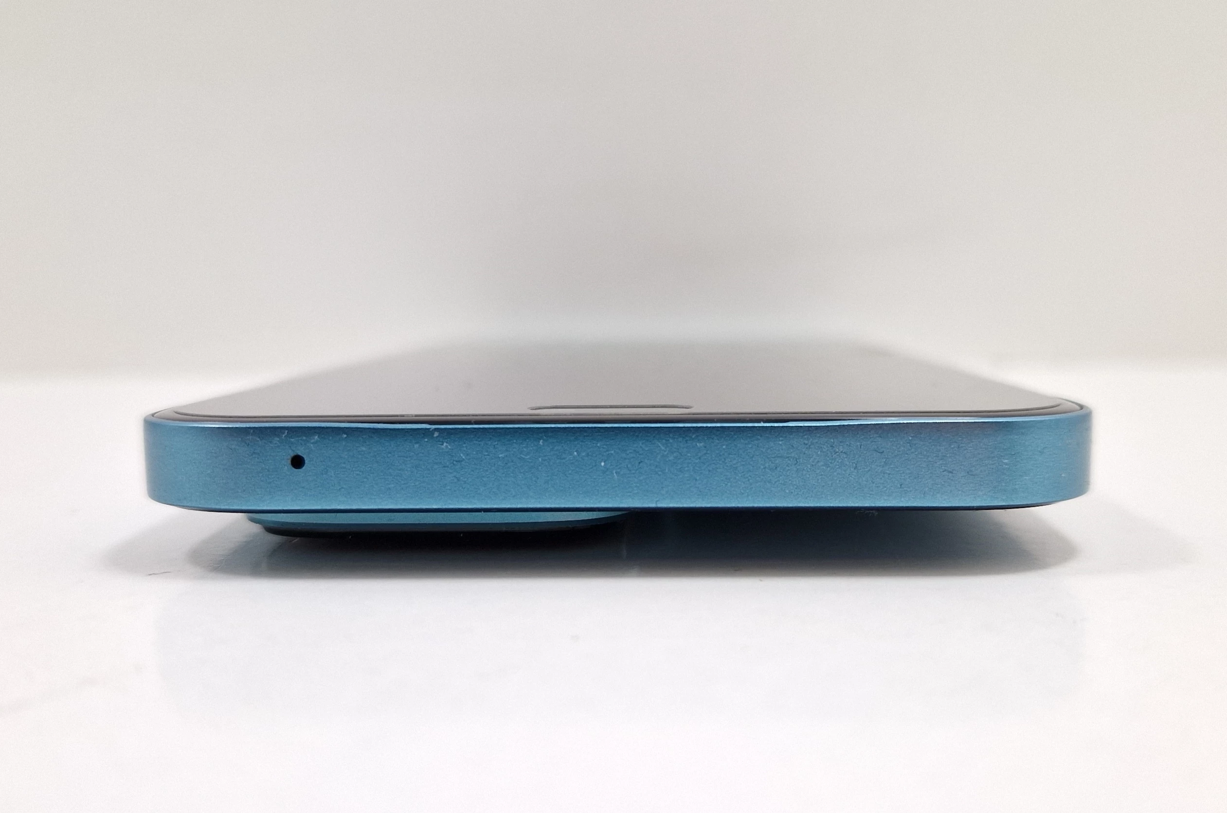 honor-200-lite-8256-gb-niebieski-przekatna-ekranu-670