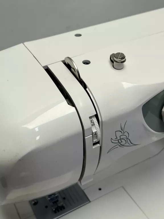 maszyna-do-szycia-lucznik-ewa-ii-2014-product-id-69e42a87-a2ff-4ba6-9b7b-c1f5ea391173