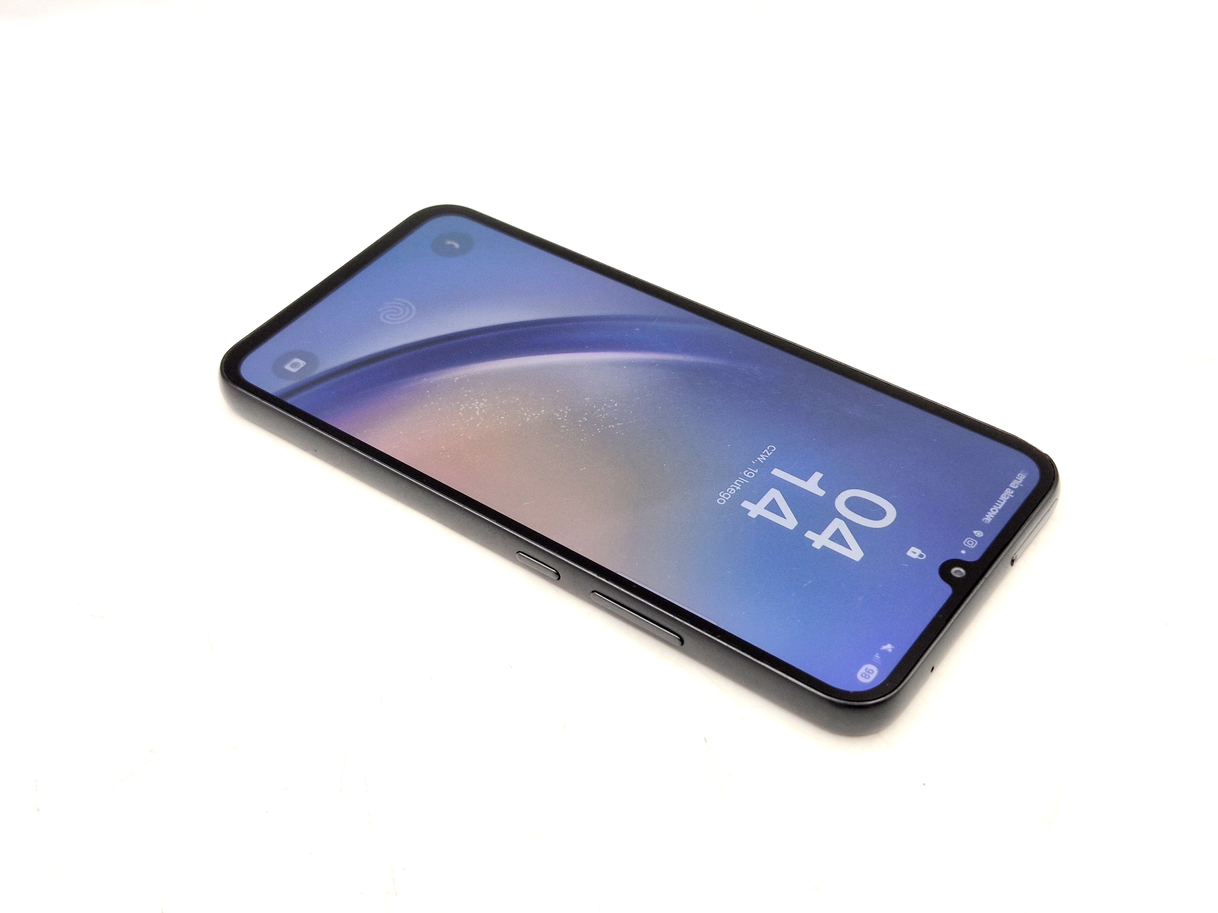 samsung-galaxy-a34-5g-6128gb-czarny-sm-a346bdsn-przekatna-ekranu-660