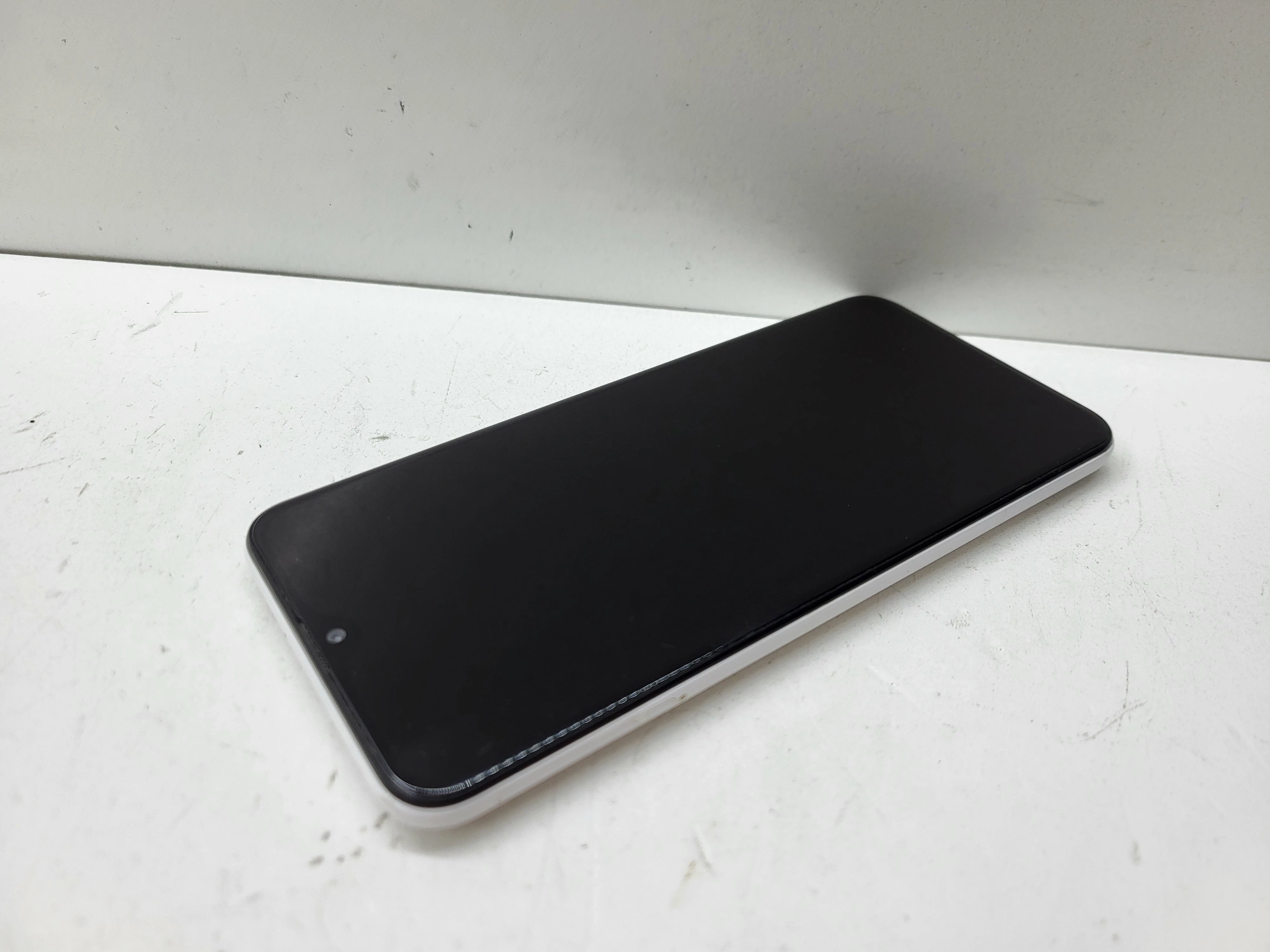 samsung-galaxy-a20e-typ-202685-212929