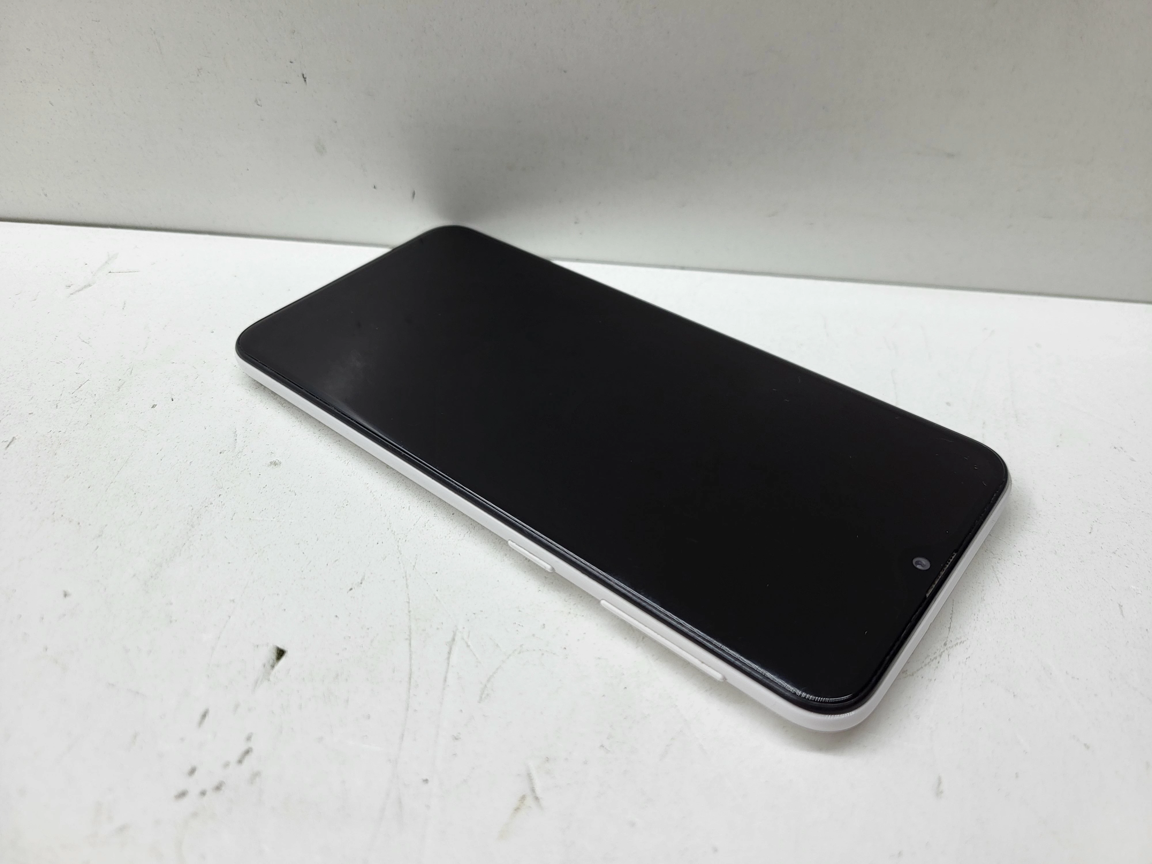 samsung-galaxy-a20e-przekatna-ekranu-580