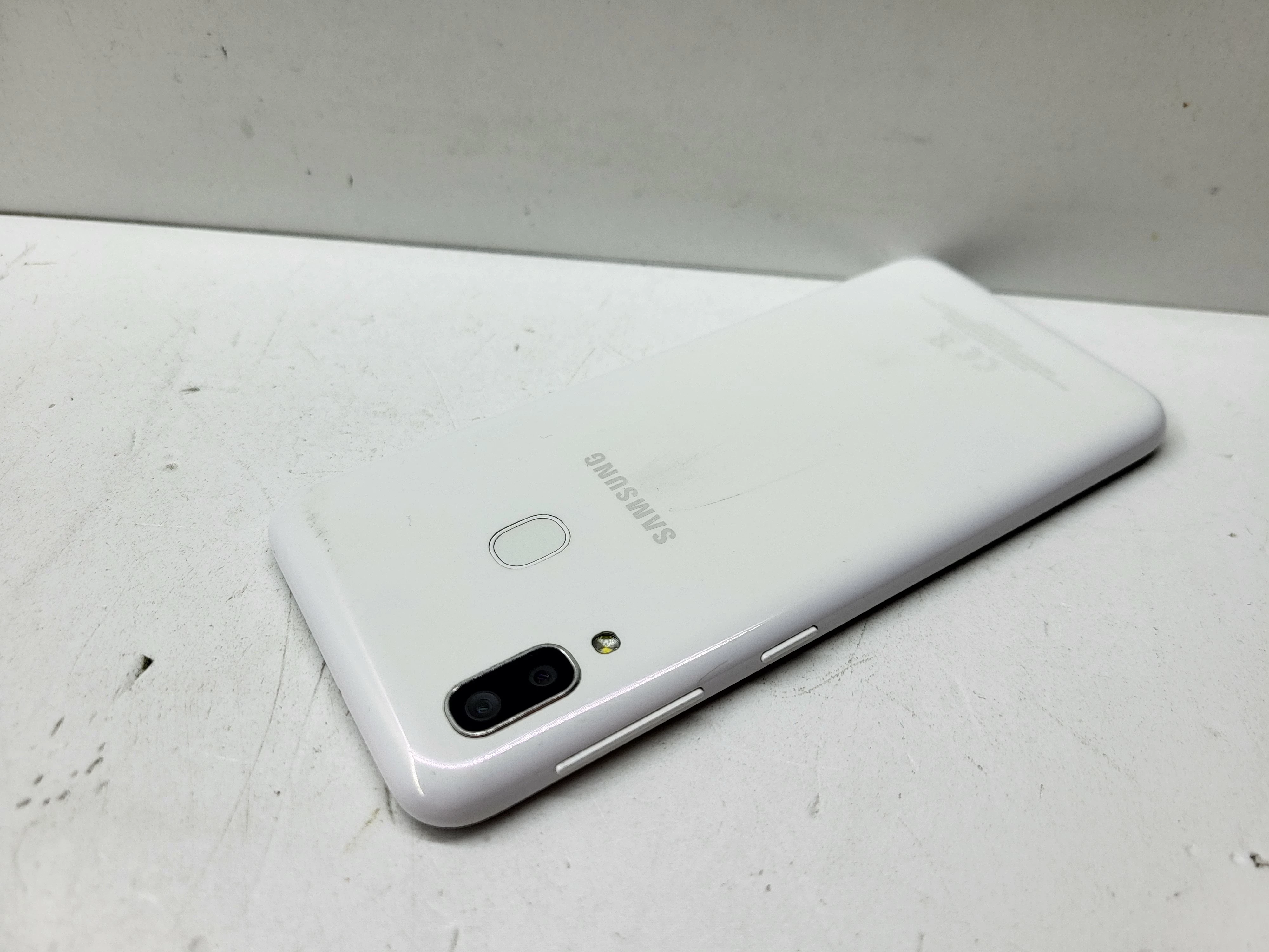 samsung-galaxy-a20e-pojemnosc-akumulatora-3000