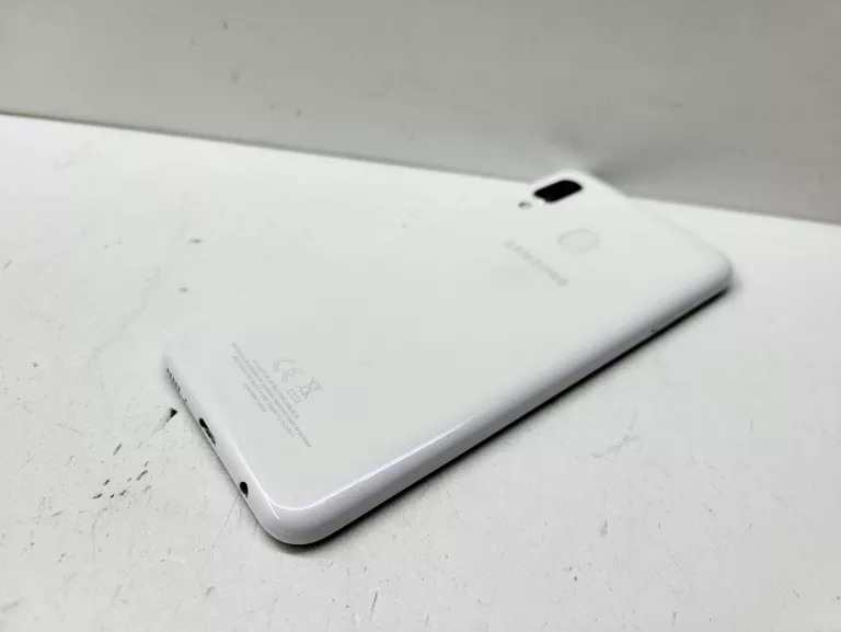 samsung-galaxy-a20e-wbudowana-pamiec-202869-214197