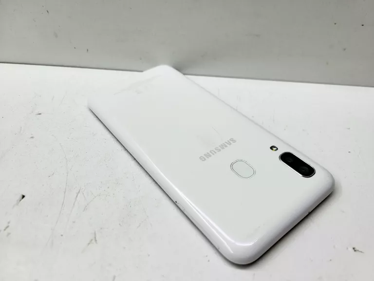 samsung-galaxy-a20e-pamiec-ram-202865-214125