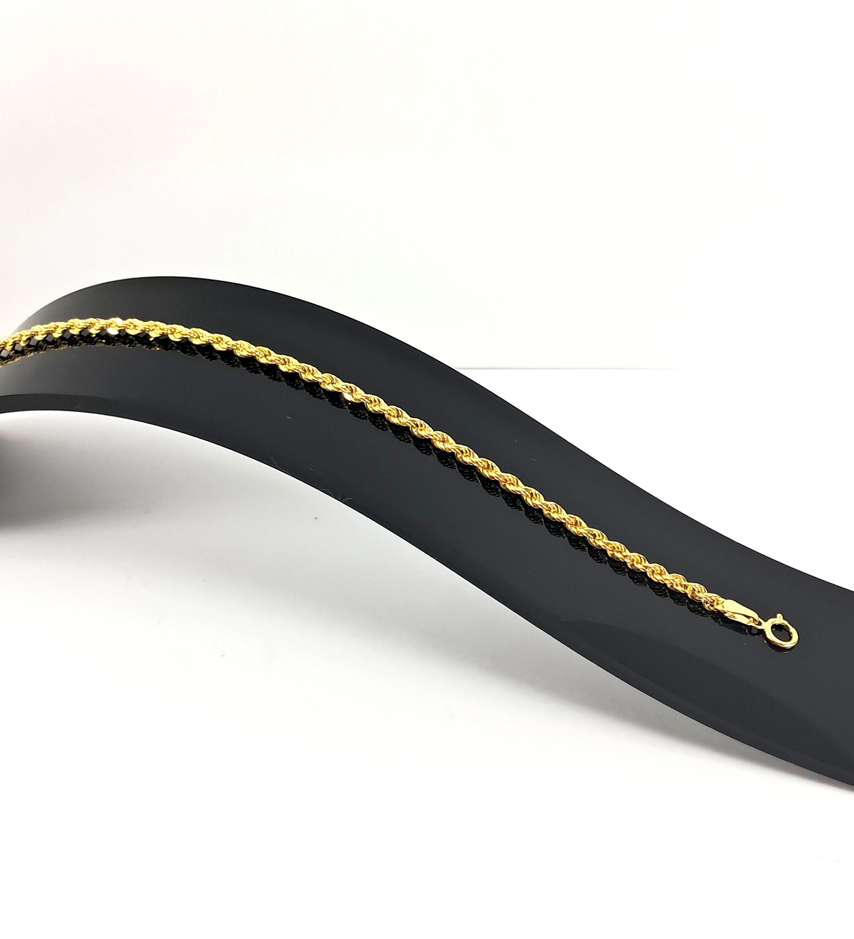 nienoszona-zlota-bransoletka-p585-135g-18cm-kordel-plec-15851-1