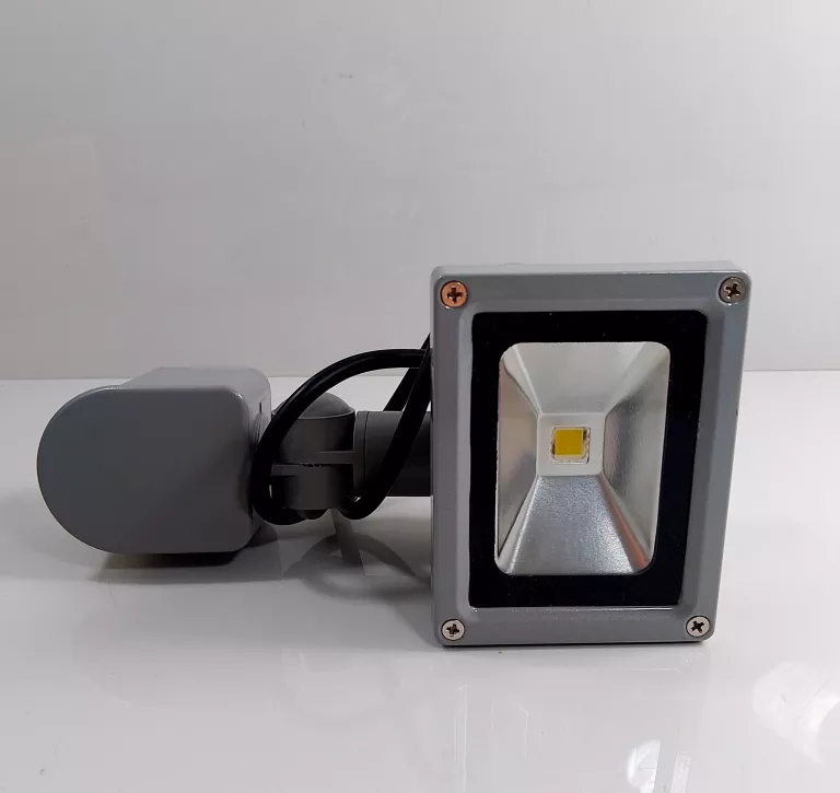 naswietlacz-led-z-czujnikiem-ruchu-10w-stan-11323-2