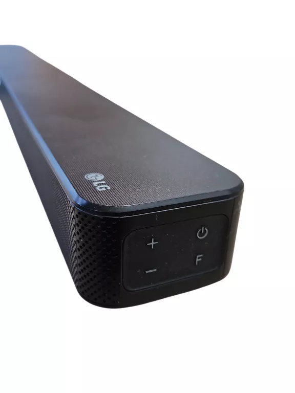 soundbar-subwoofer-lg-sn4-moc-calkowita-300