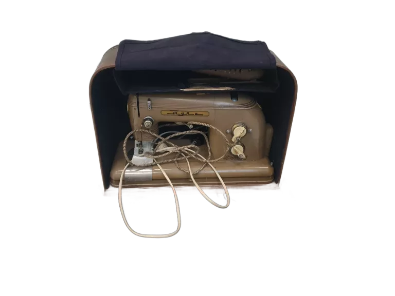 maszyna-do-szycia-tula-model-7-gen-charlesa-de-gaullea-69-zabrze