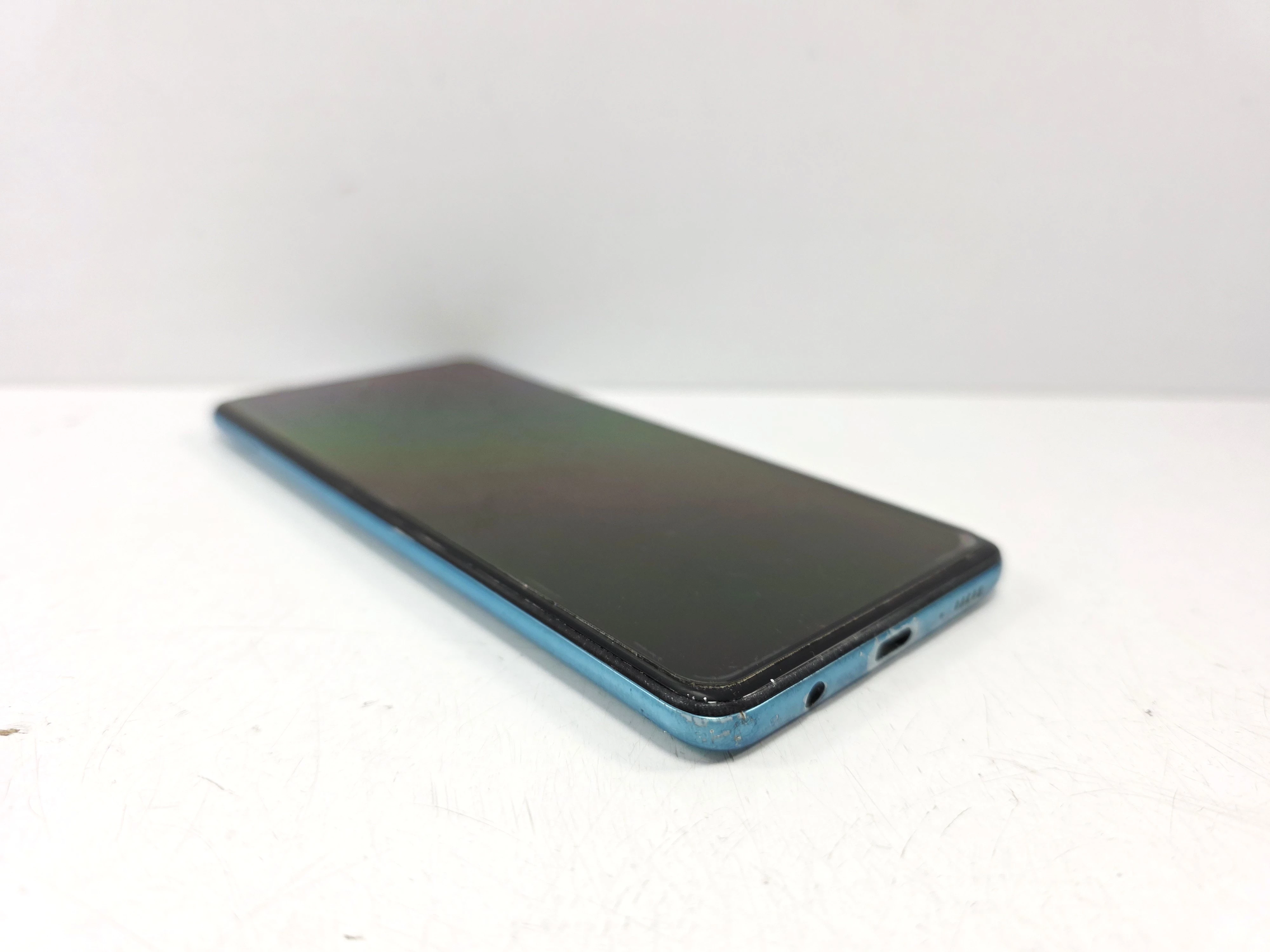 telefon-samsung-galaxy-a51-4128gb-przekatna-ekranu-650