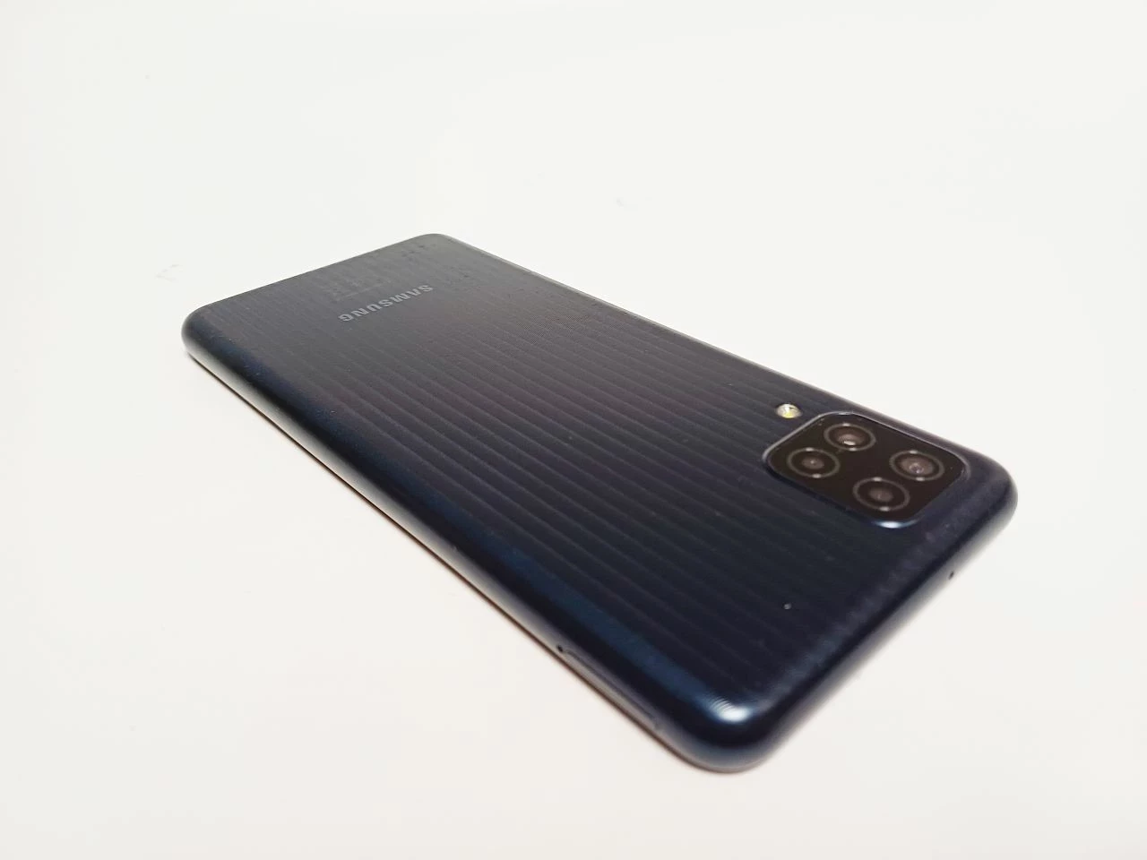 telefon-samsung-m12-464-gb-pamiec-ram-202865-214121