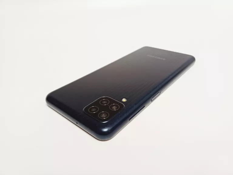 telefon-samsung-m12-464-gb-system-operacyjny-4388-1