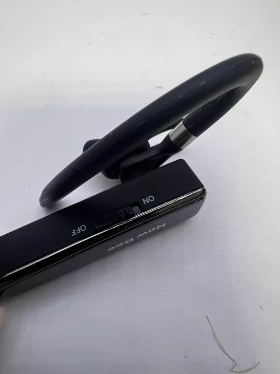 new-bee-lc-b41-bezprzewodowa-sluchawka-w-etui-stan-11323-2