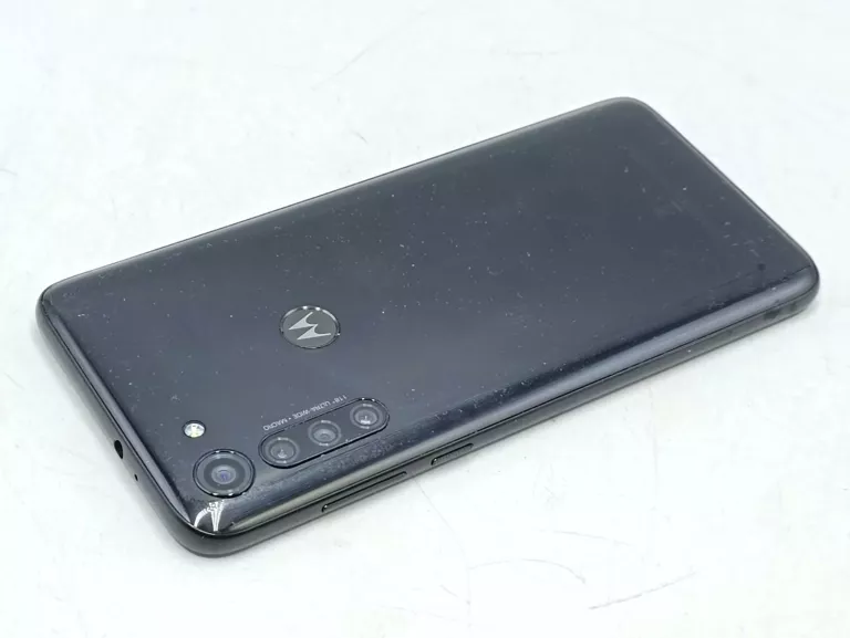 motorola-moto-g8-power-przekatna-ekranu-640