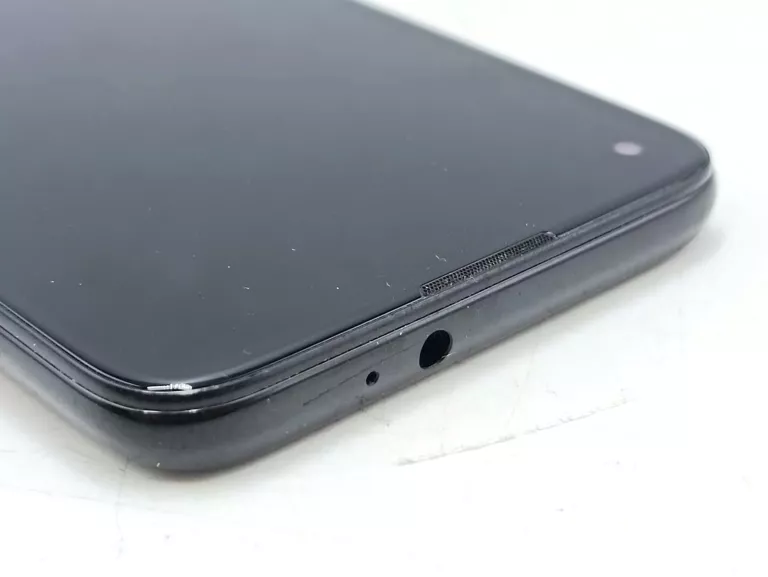 motorola-moto-g8-power-kod-producenta-pahf0004pl-xt2041-3