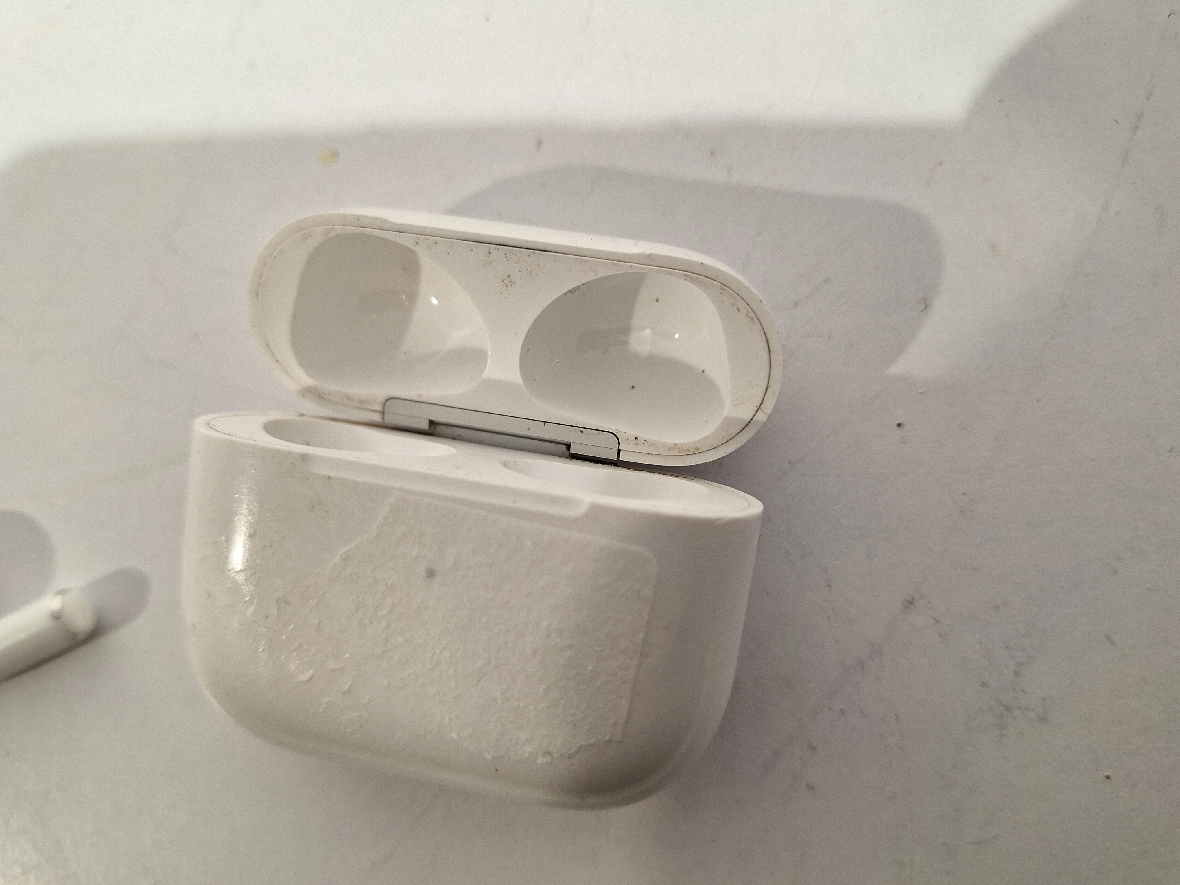 sluchawki-apple-airpods-3gen-a2566-kolor-dominujacy-129357-2