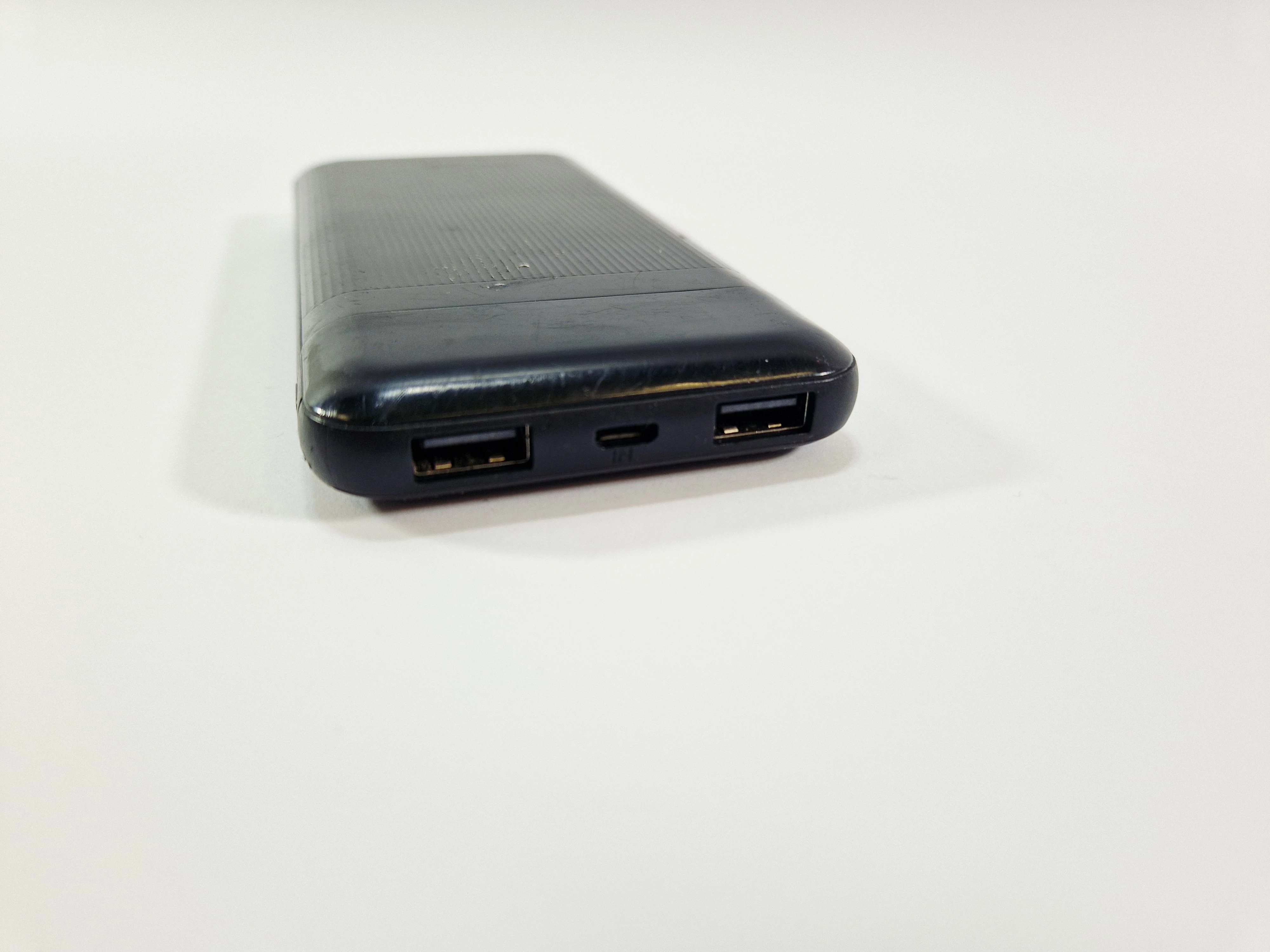 powerbank-power-4-you-10000mah-czarny-zlacza-210270-1