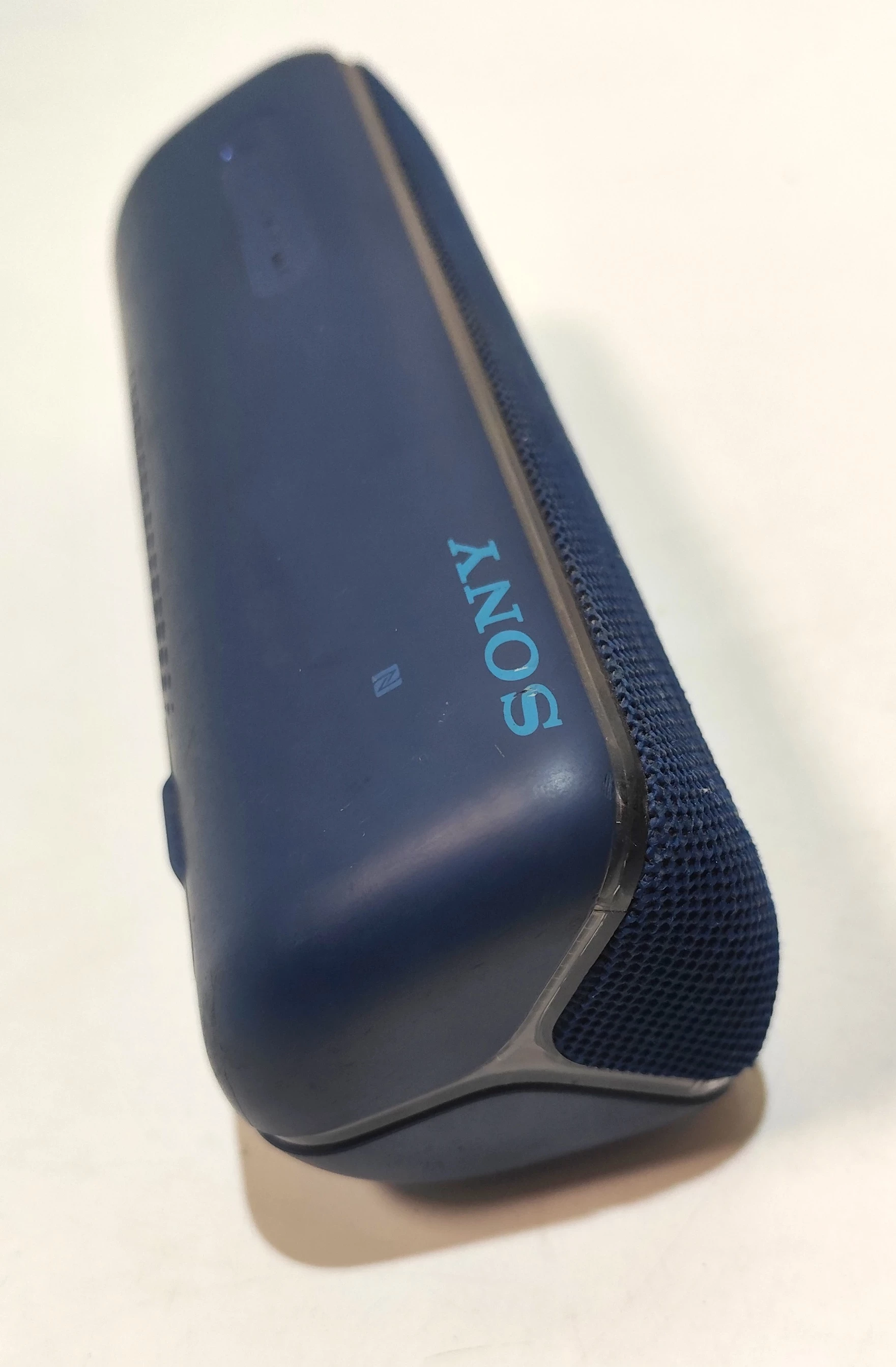 glosnik-sony-srs-xb32-moc-100