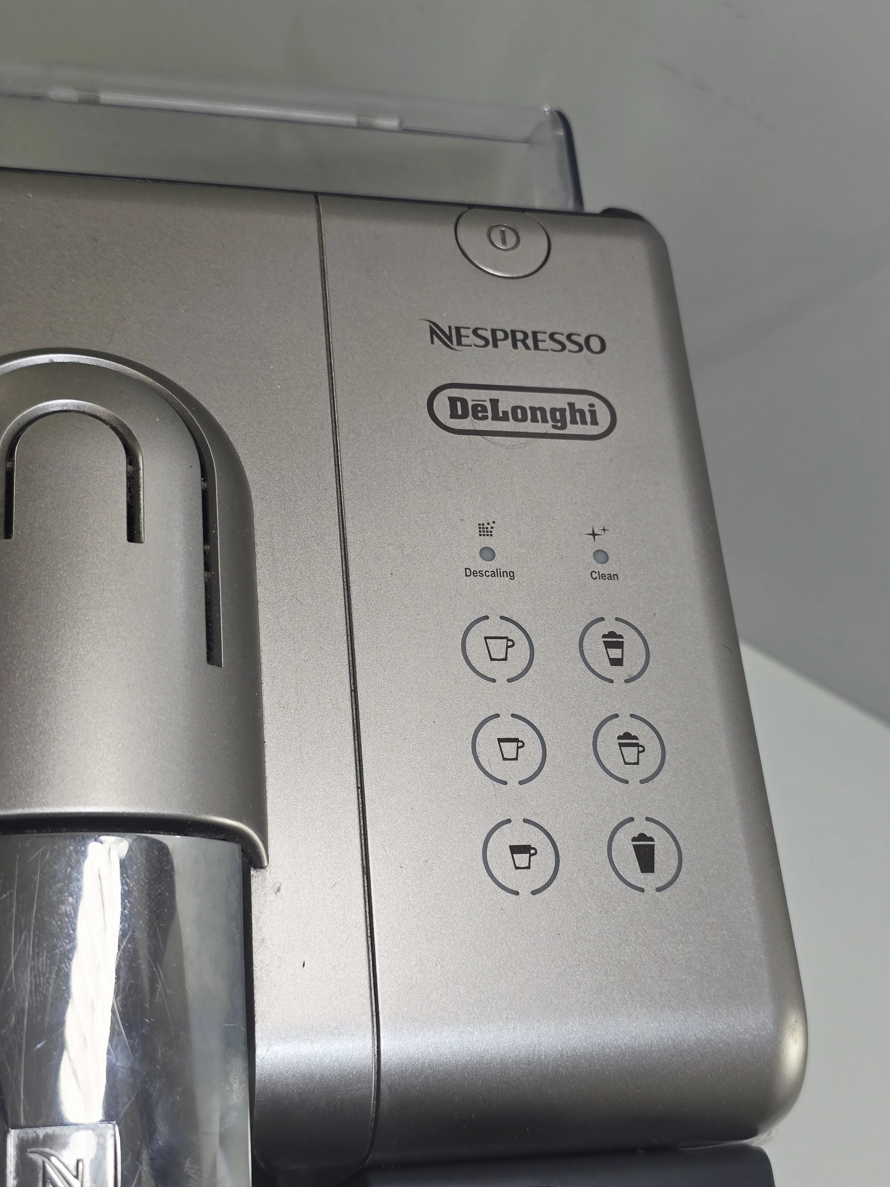 ekspress-do-kawy-nespresso-delonghi-en550s-kod-producenta-ekspres-na-kapsulki-z-programem-czyszczenia