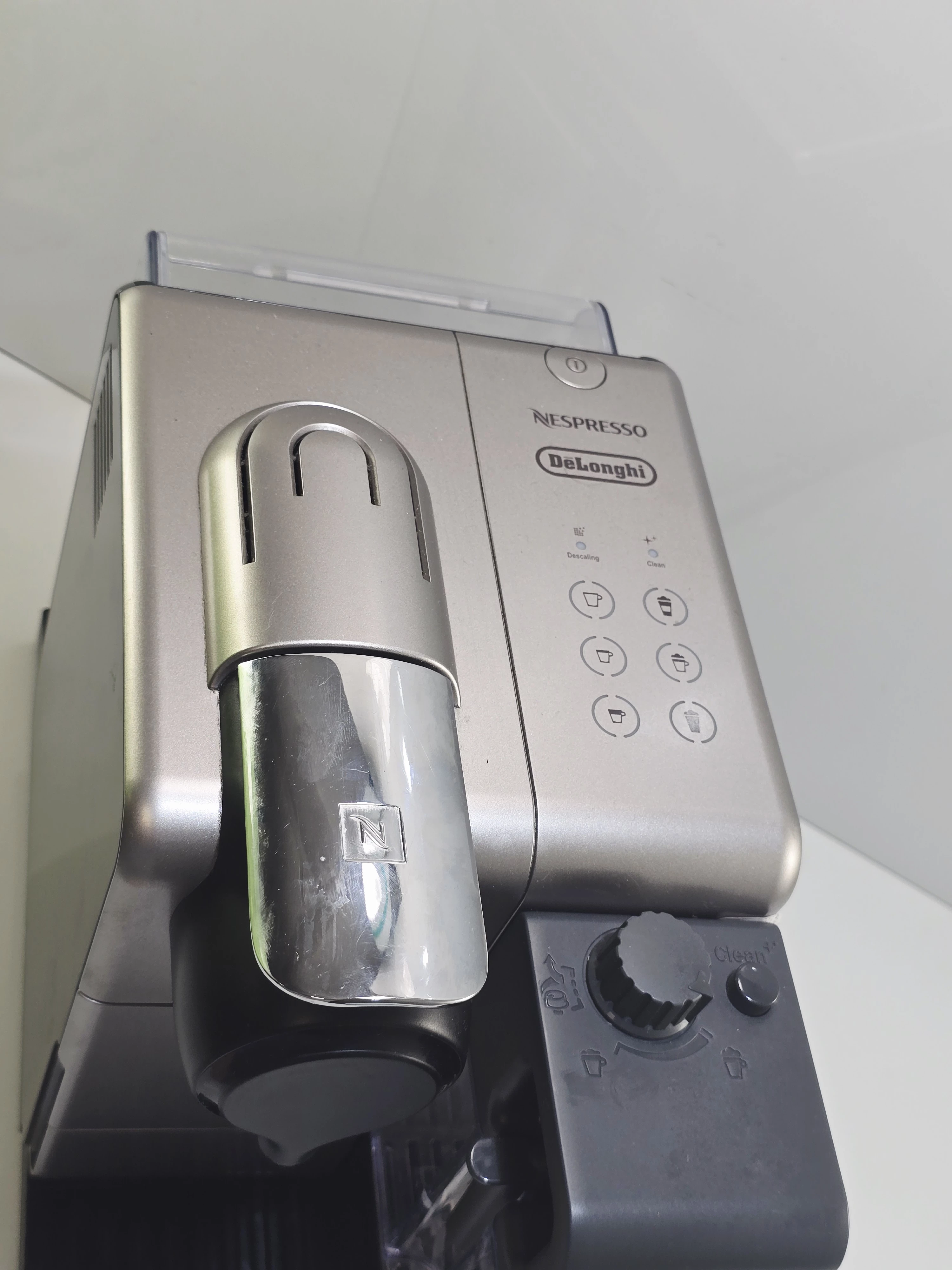 ekspress-do-kawy-nespresso-delonghi-en550s-kolor-dominujacy-129357-3